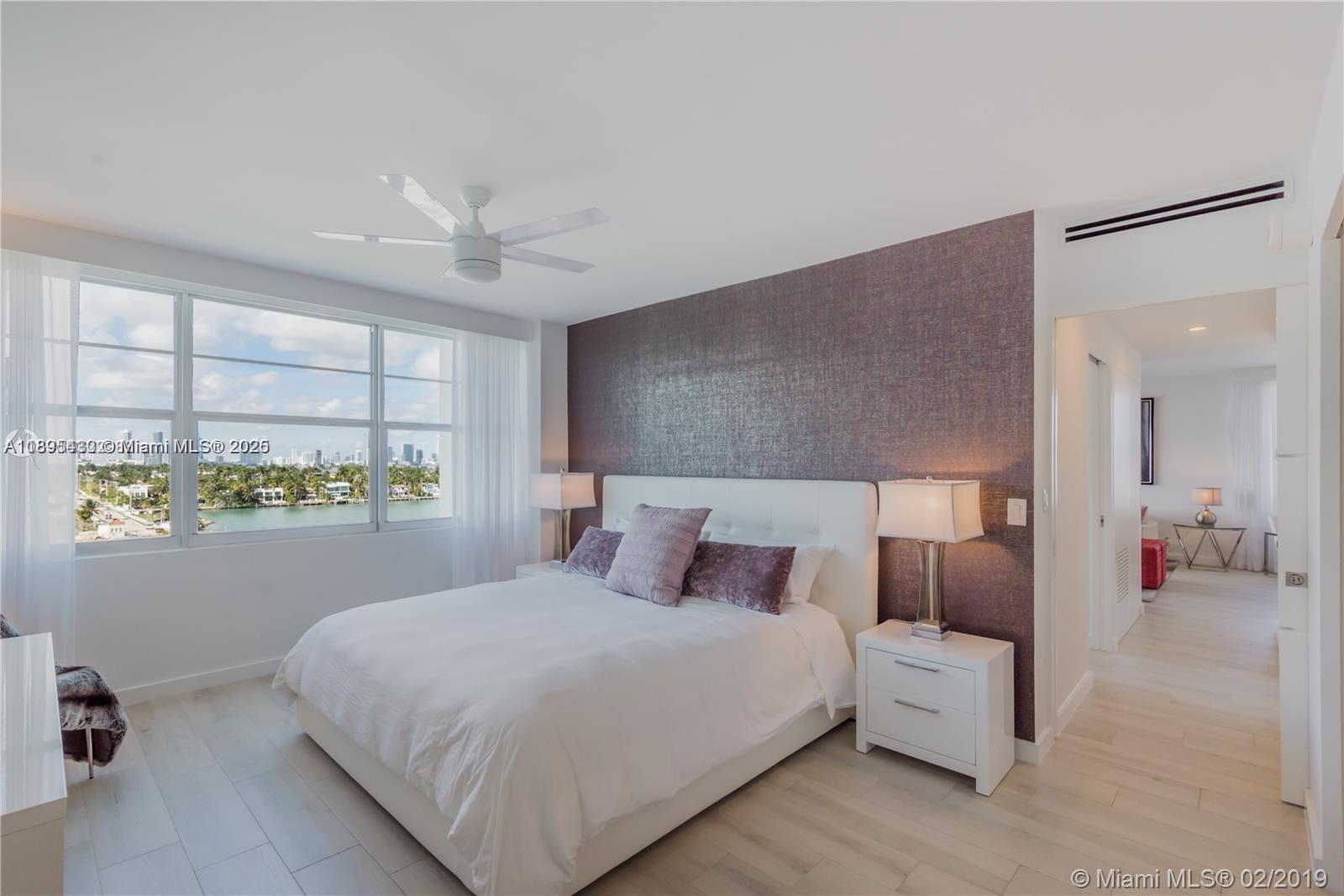 3 ISLAND CONDO - Residential