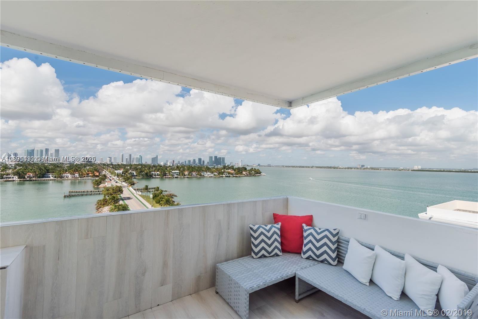3 ISLAND CONDO - Residential