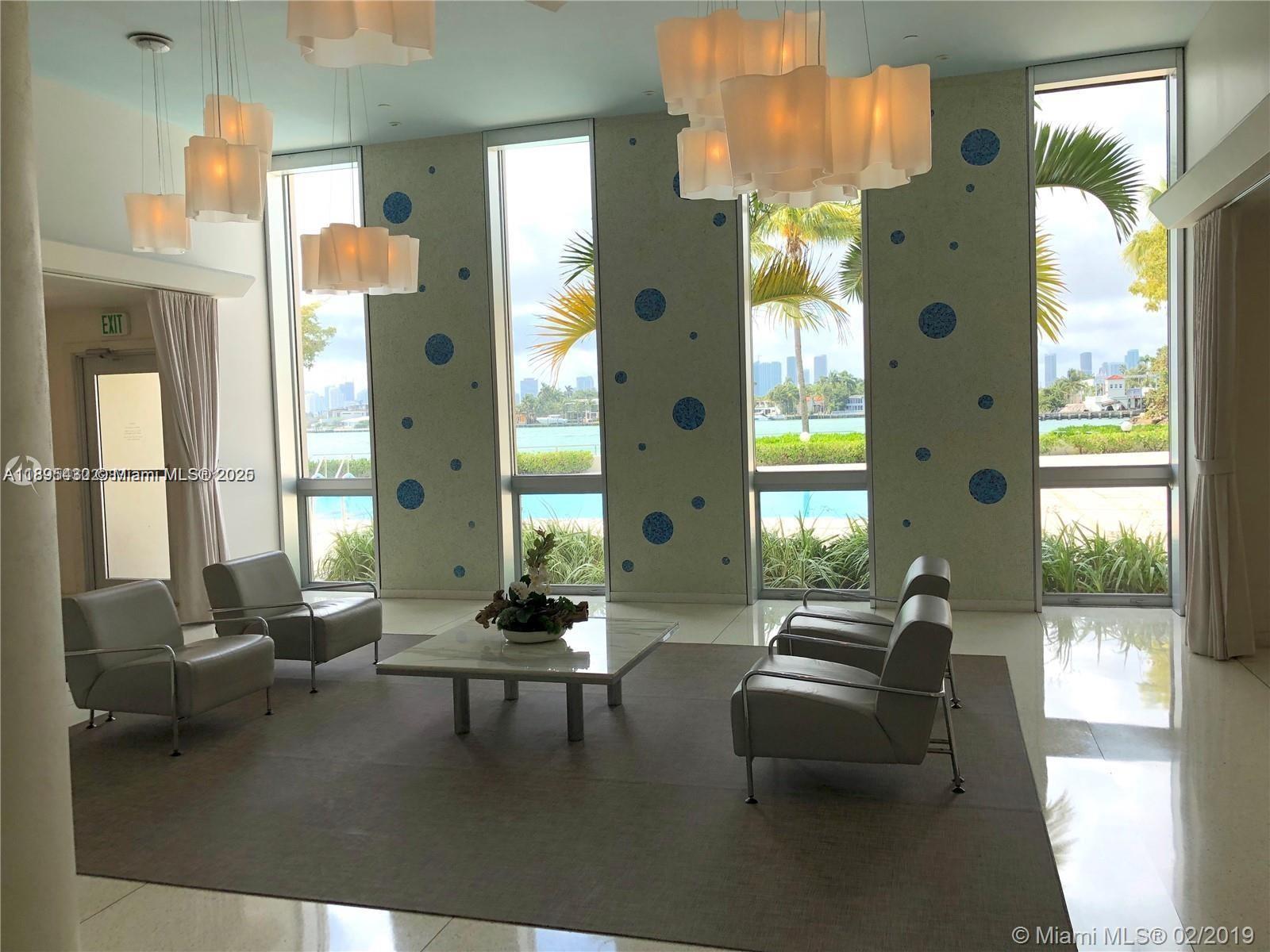 3 ISLAND CONDO - Residential