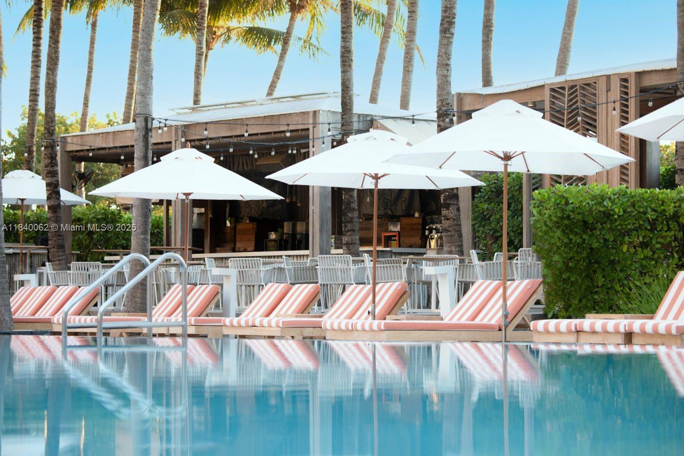 2201 COLLINS AVE CONDO - Residential