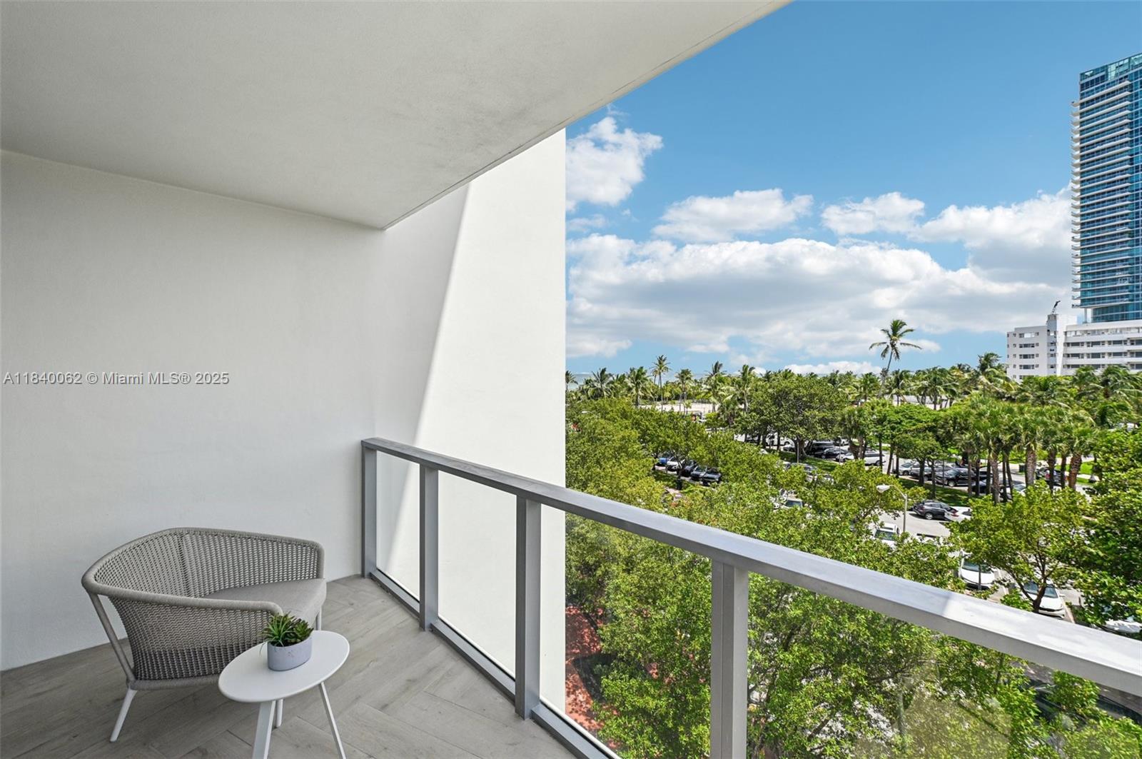 2201 COLLINS AVE CONDO - Residential