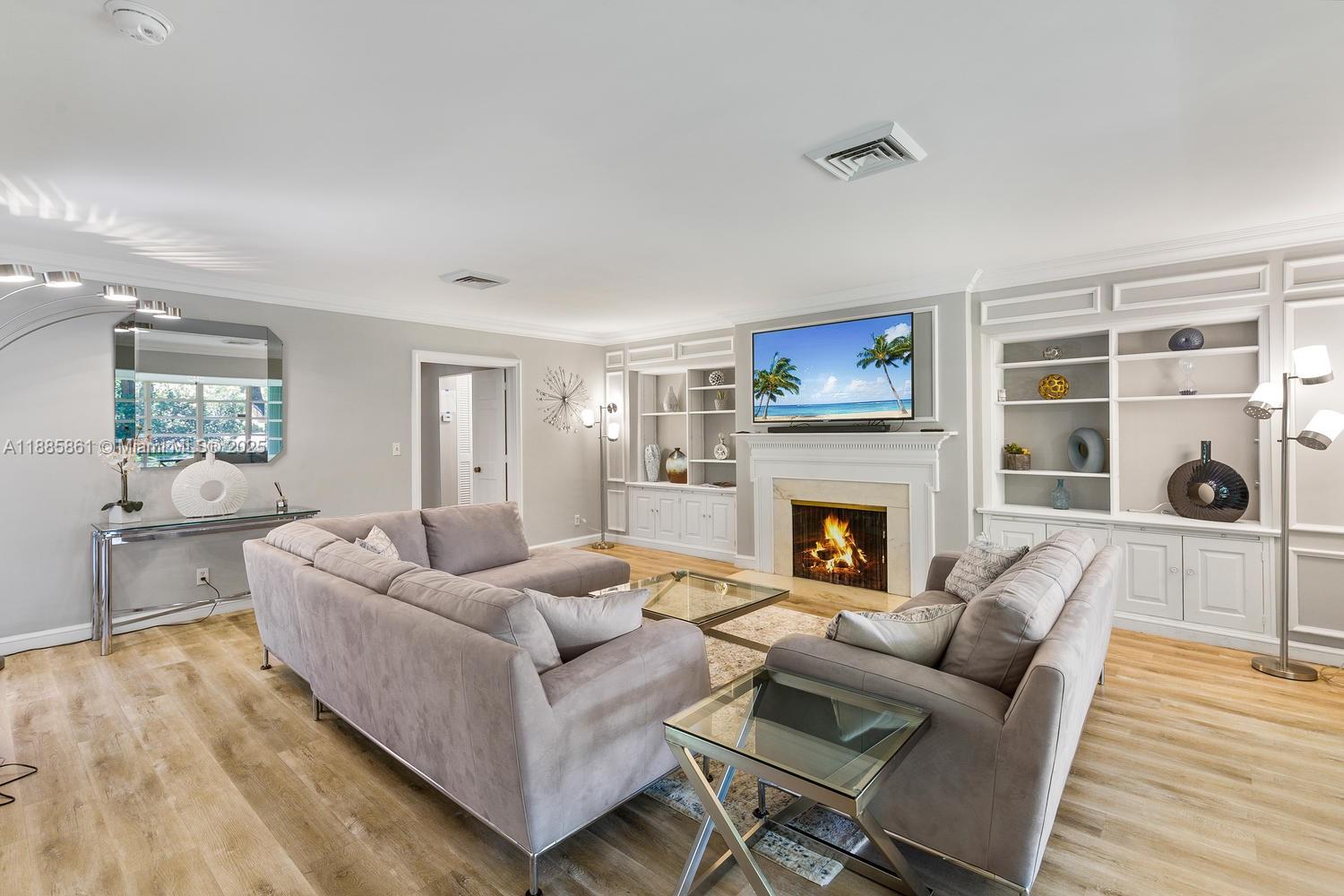 HARBOR BEACH - Residential