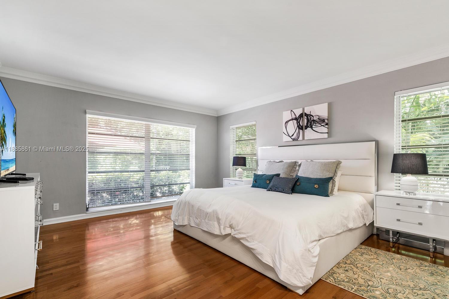 HARBOR BEACH - Residential
