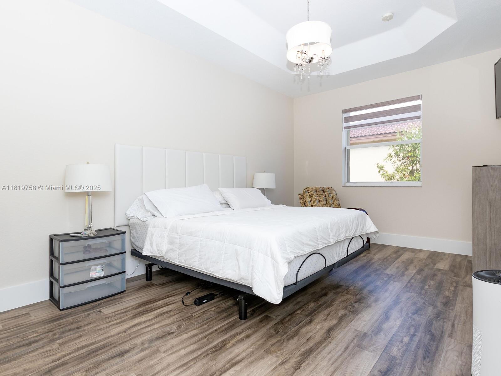 TUSCANY VILLAS WEST - Residential