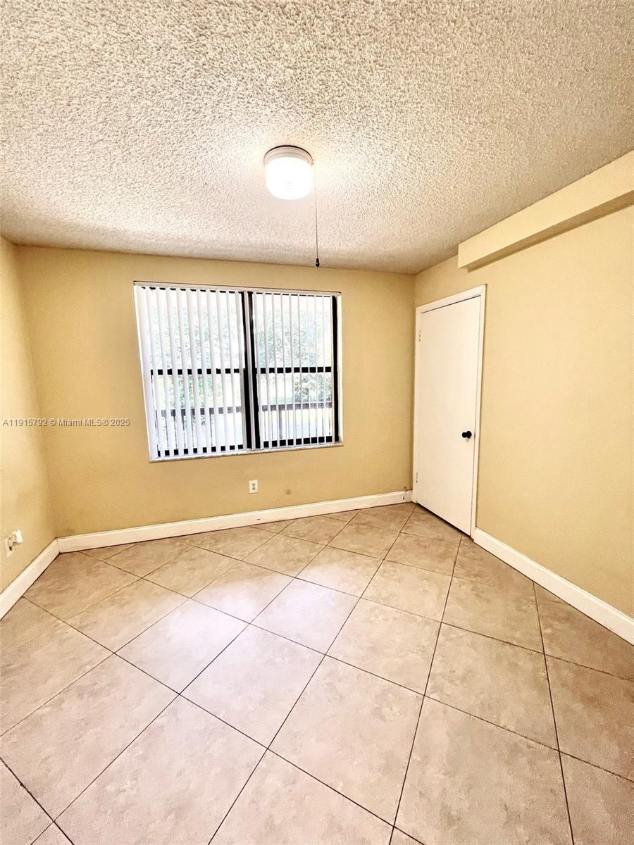 PALM AIRE GARDENS CONDO - Residential