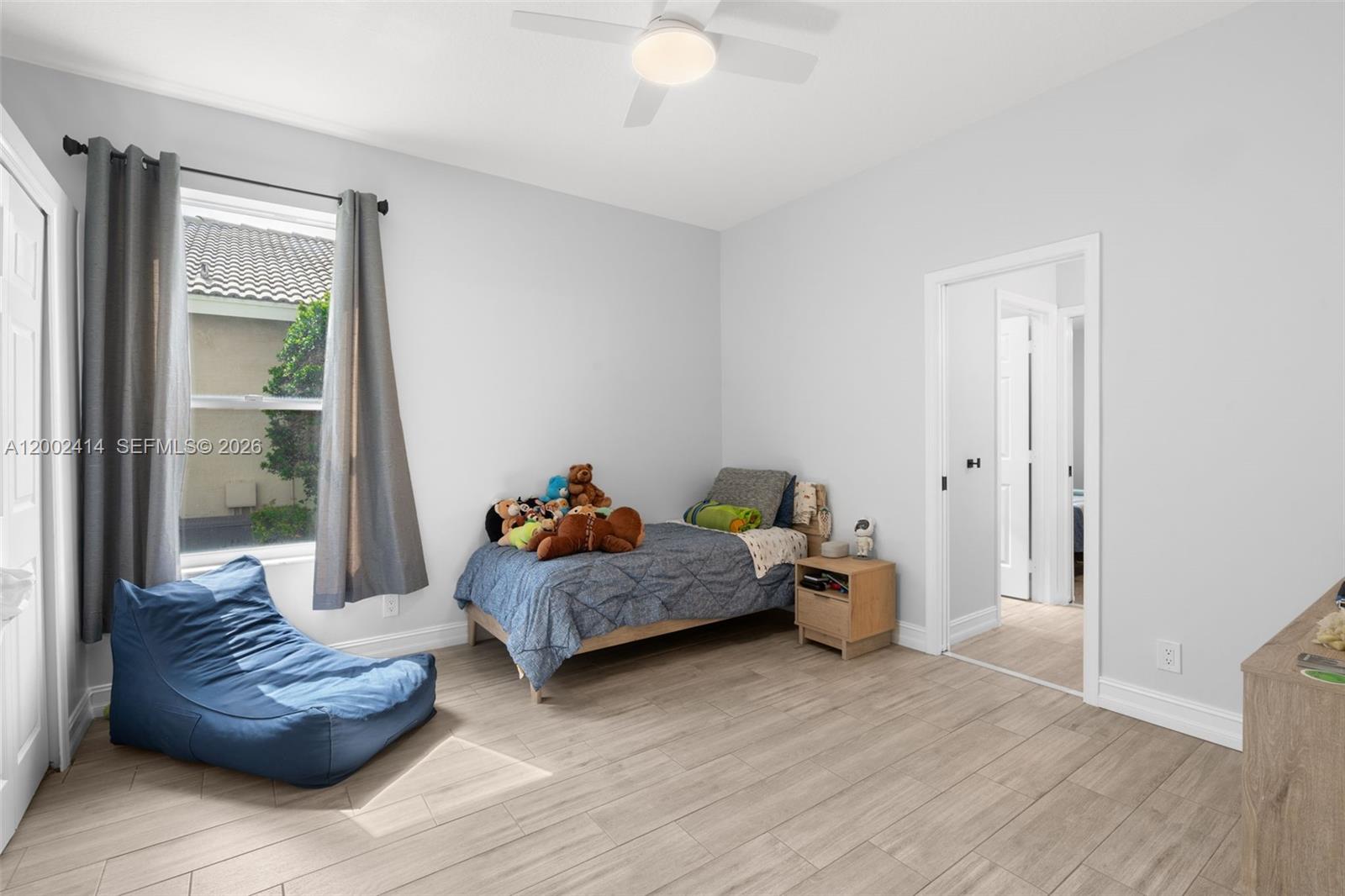 ABERDEEN 24 - Residential