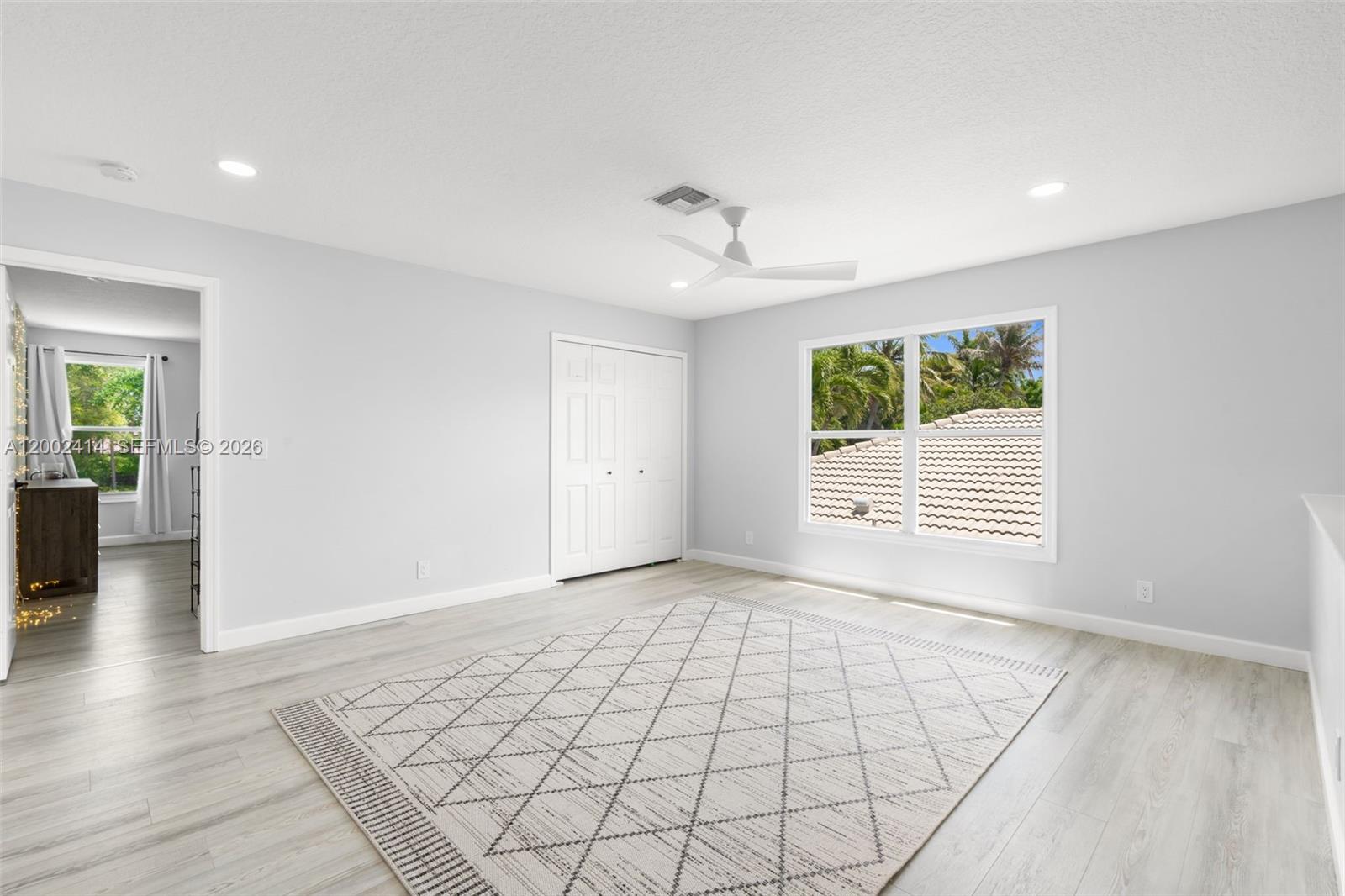 ABERDEEN 24 - Residential