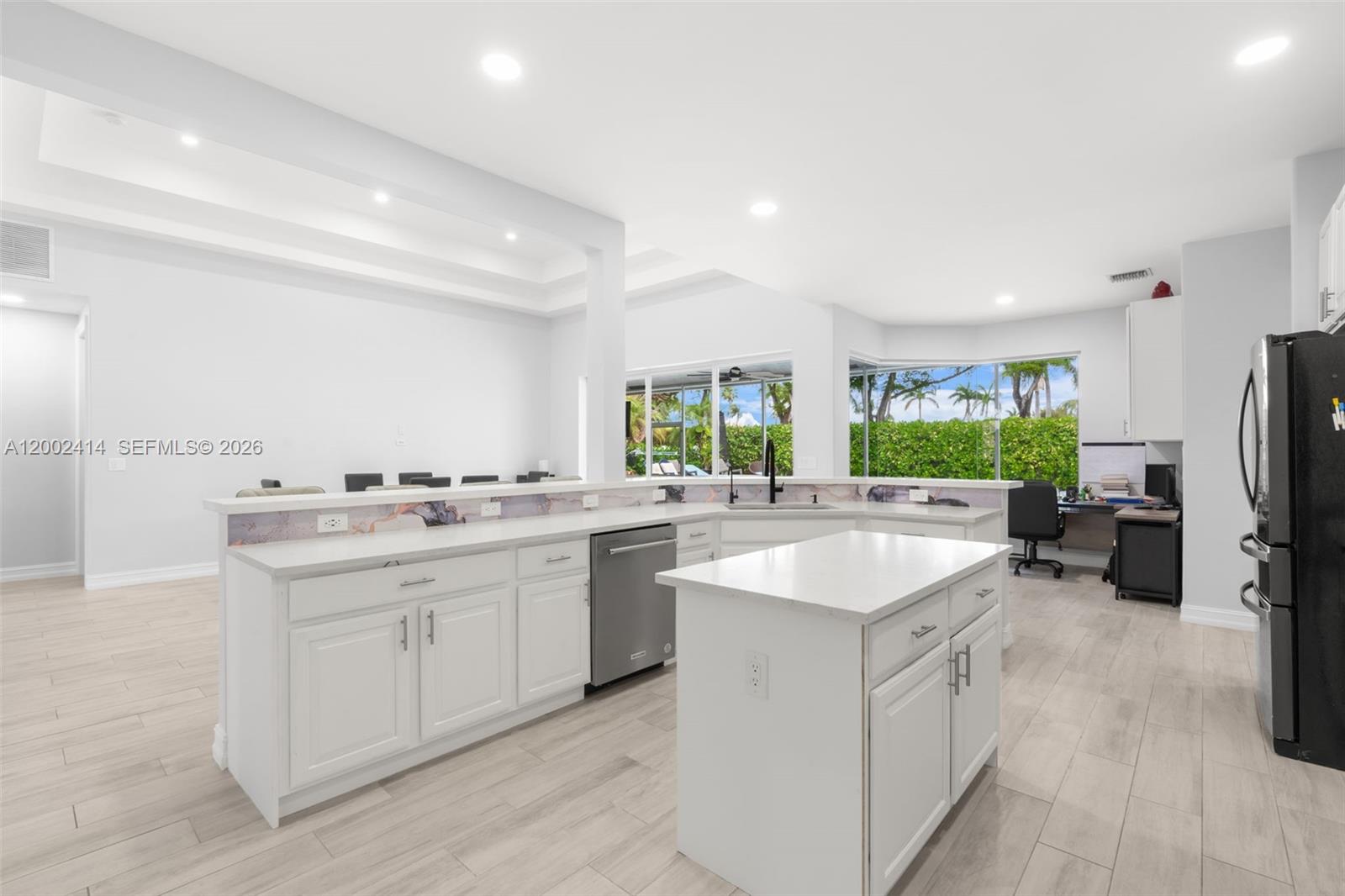 ABERDEEN 24 - Residential