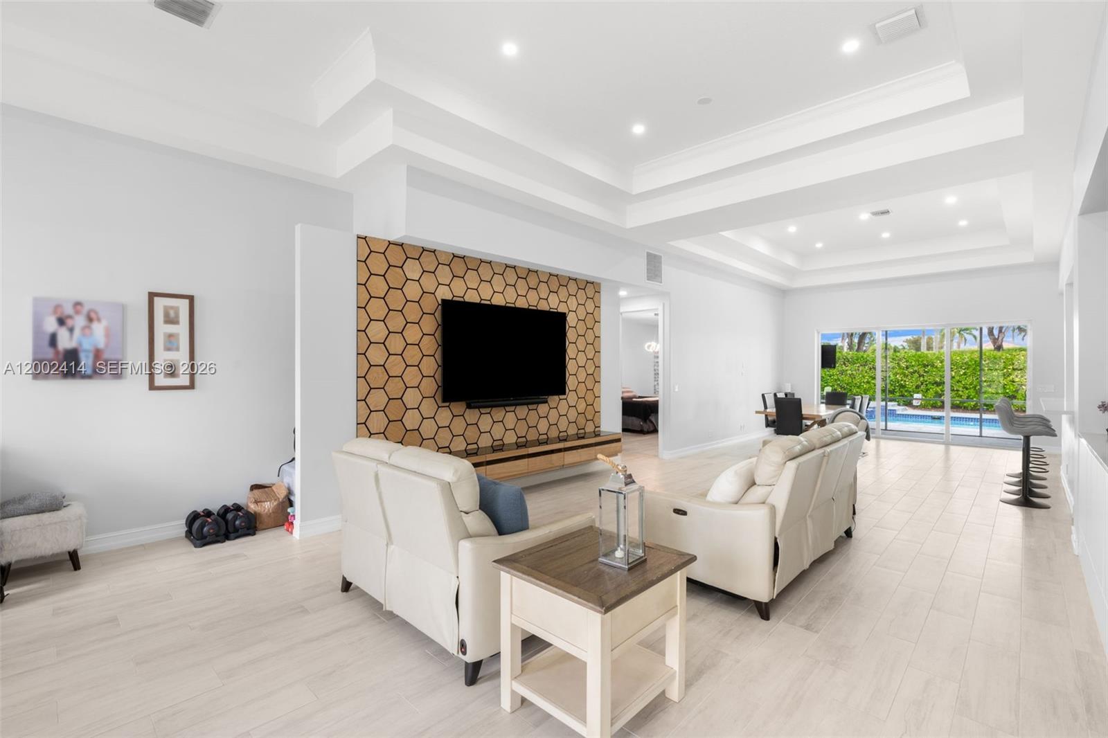 ABERDEEN 24 - Residential