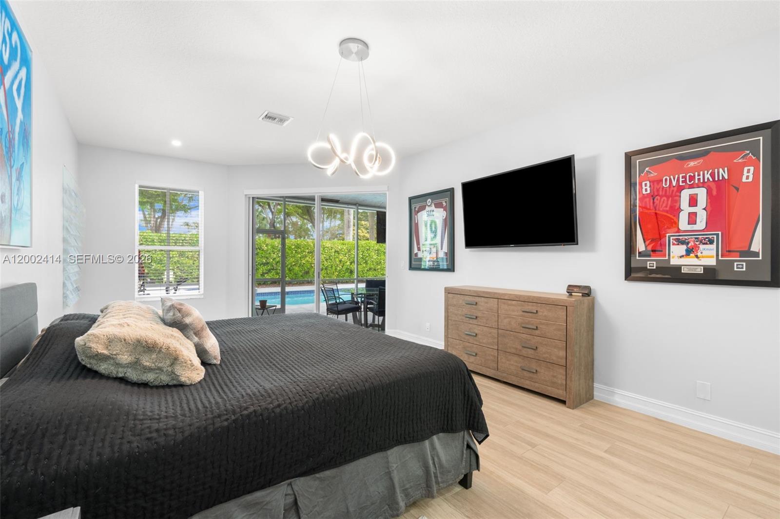 ABERDEEN 24 - Residential