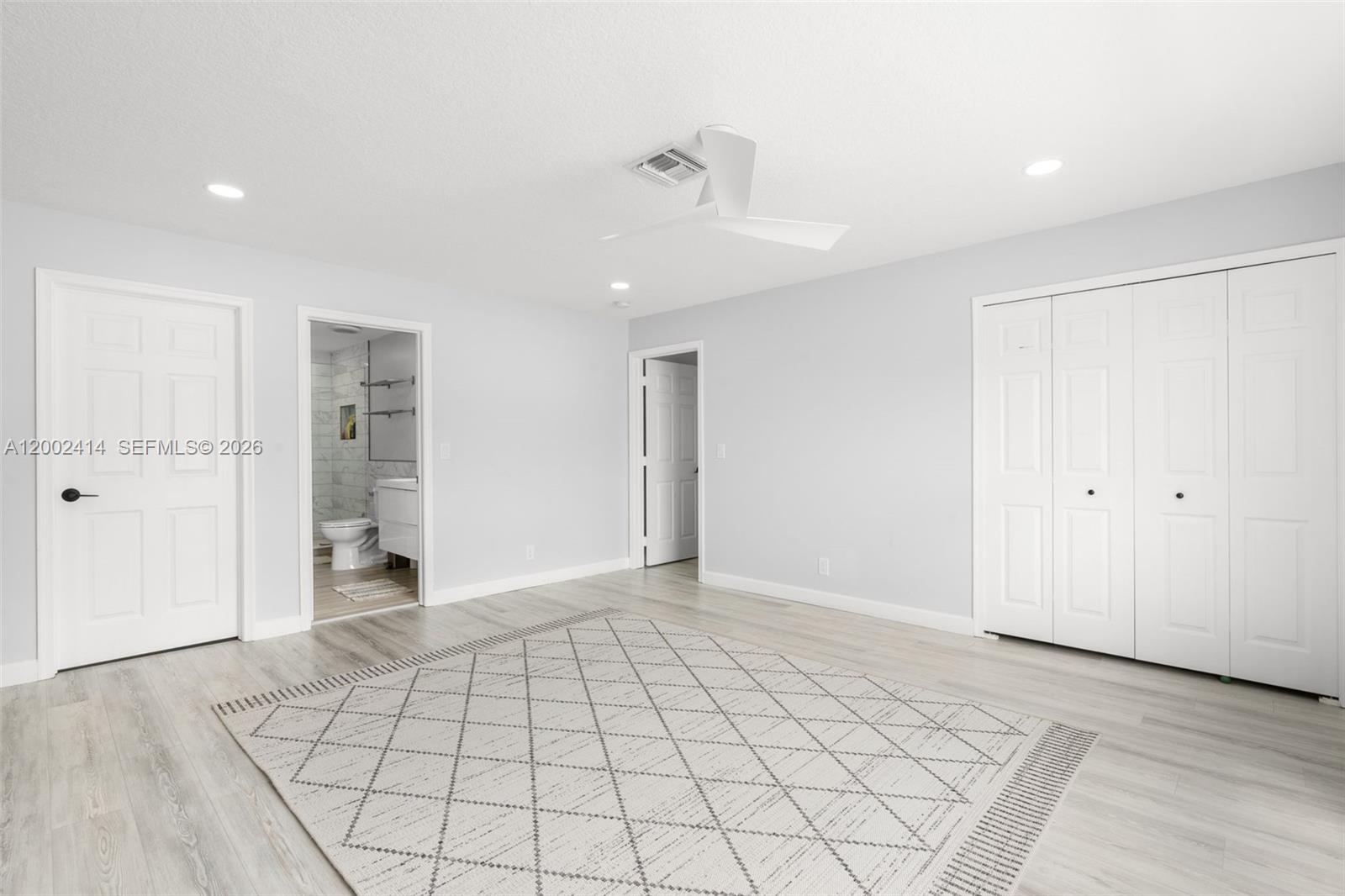 ABERDEEN 24 - Residential