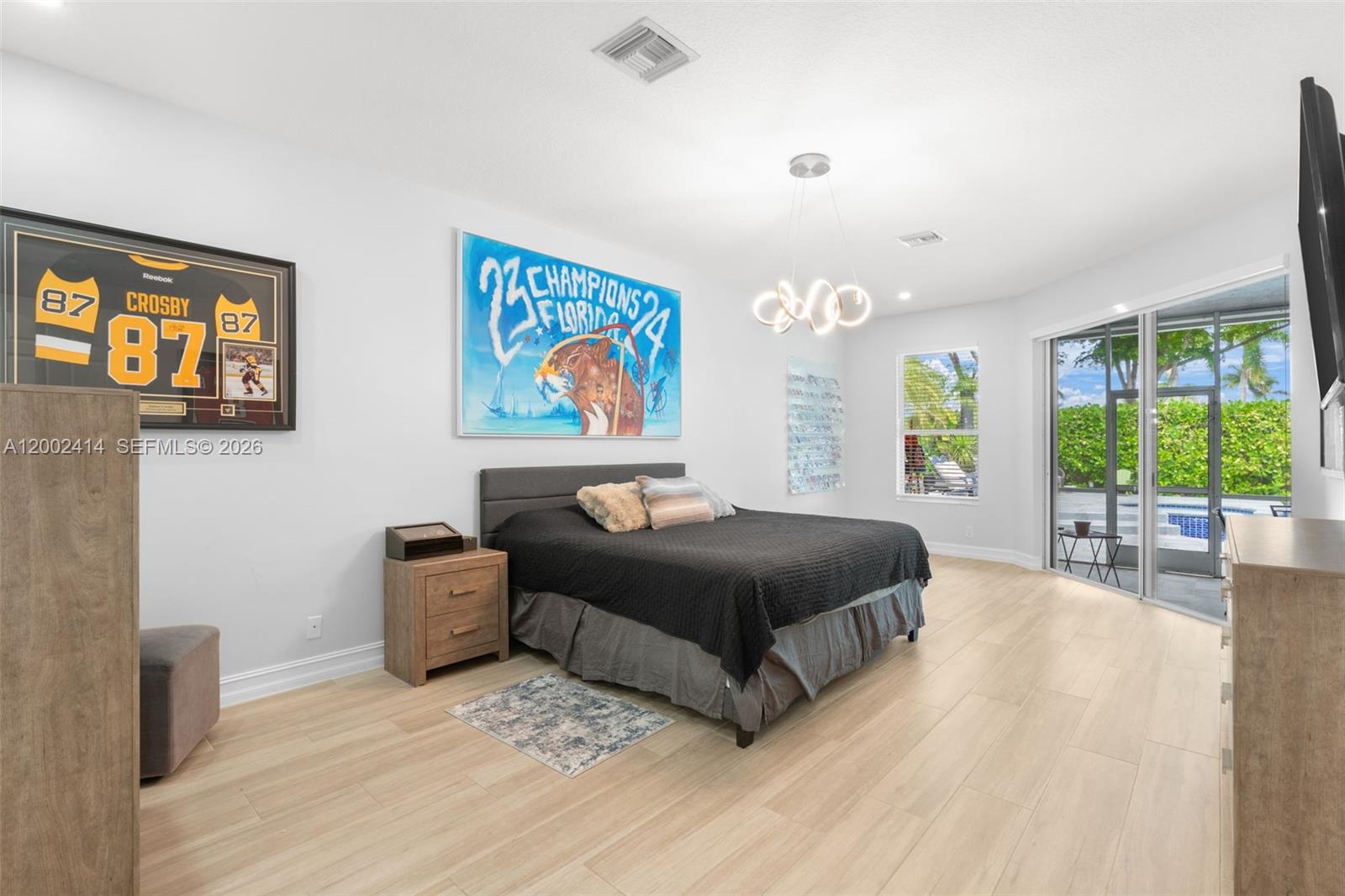 ABERDEEN 24 - Residential