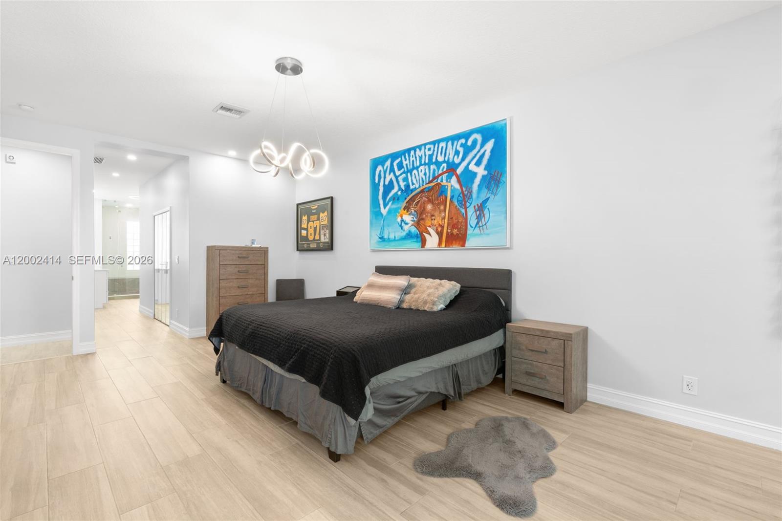 ABERDEEN 24 - Residential