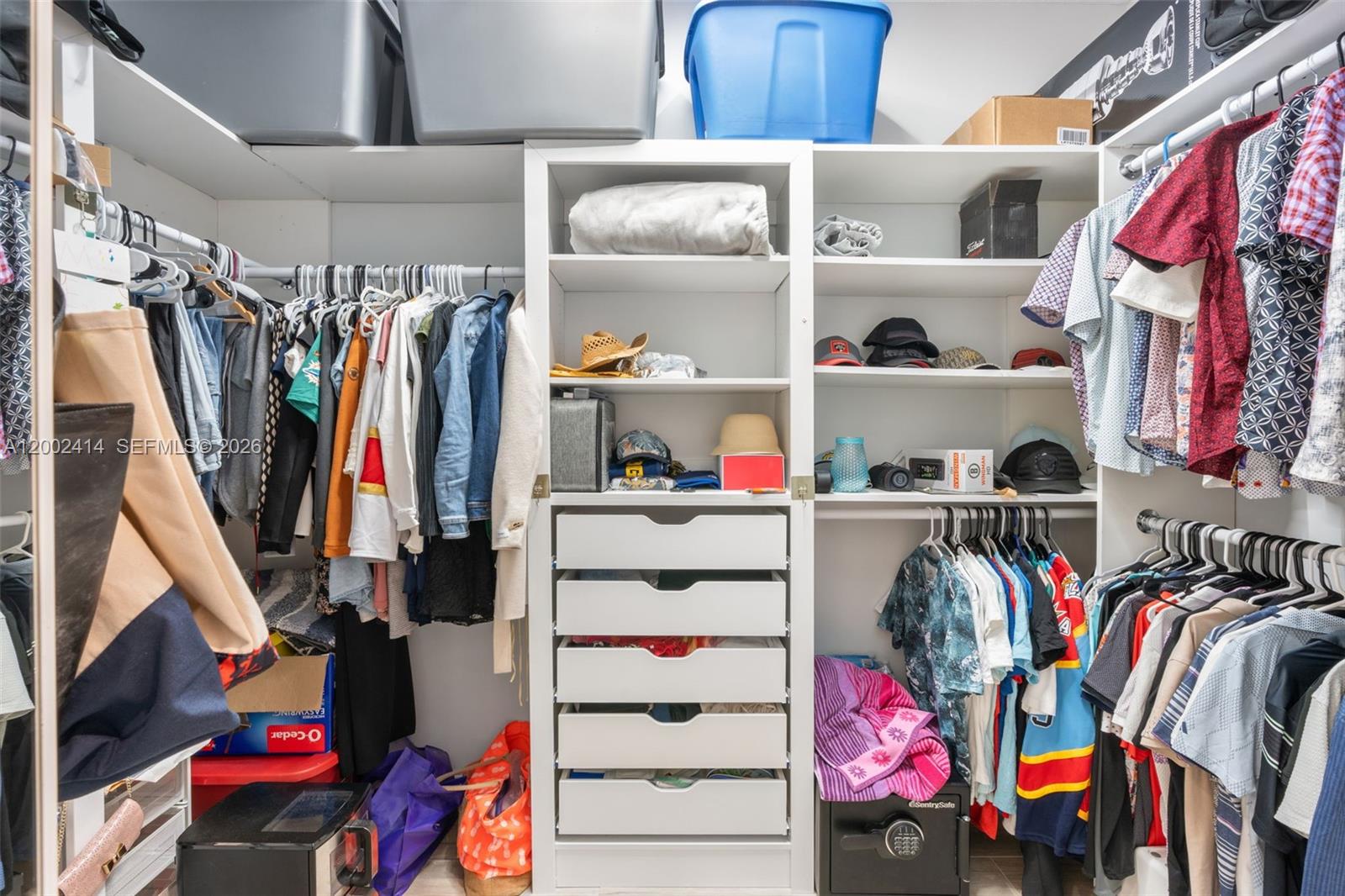 ABERDEEN 24 - Residential