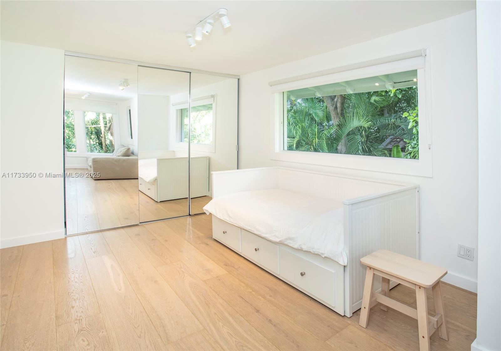 OCEAN VIEW - Residential