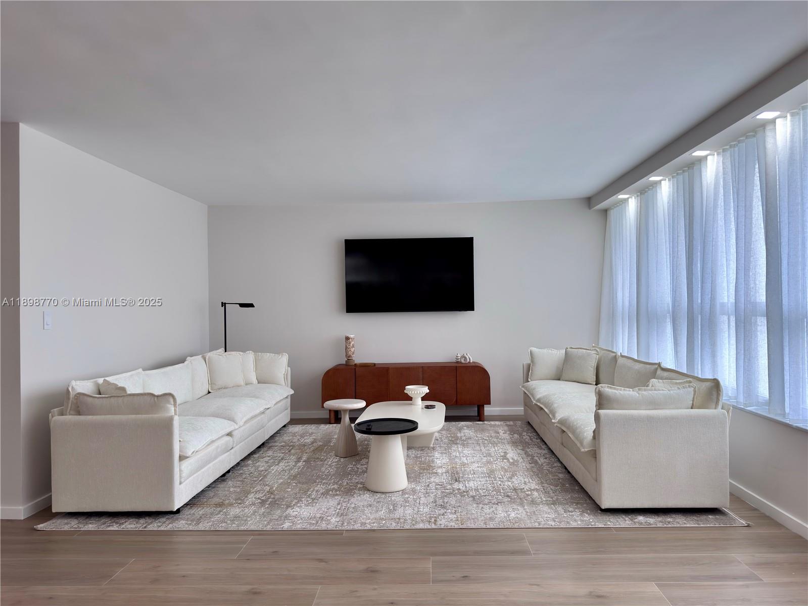 10230 Collins Ave 102