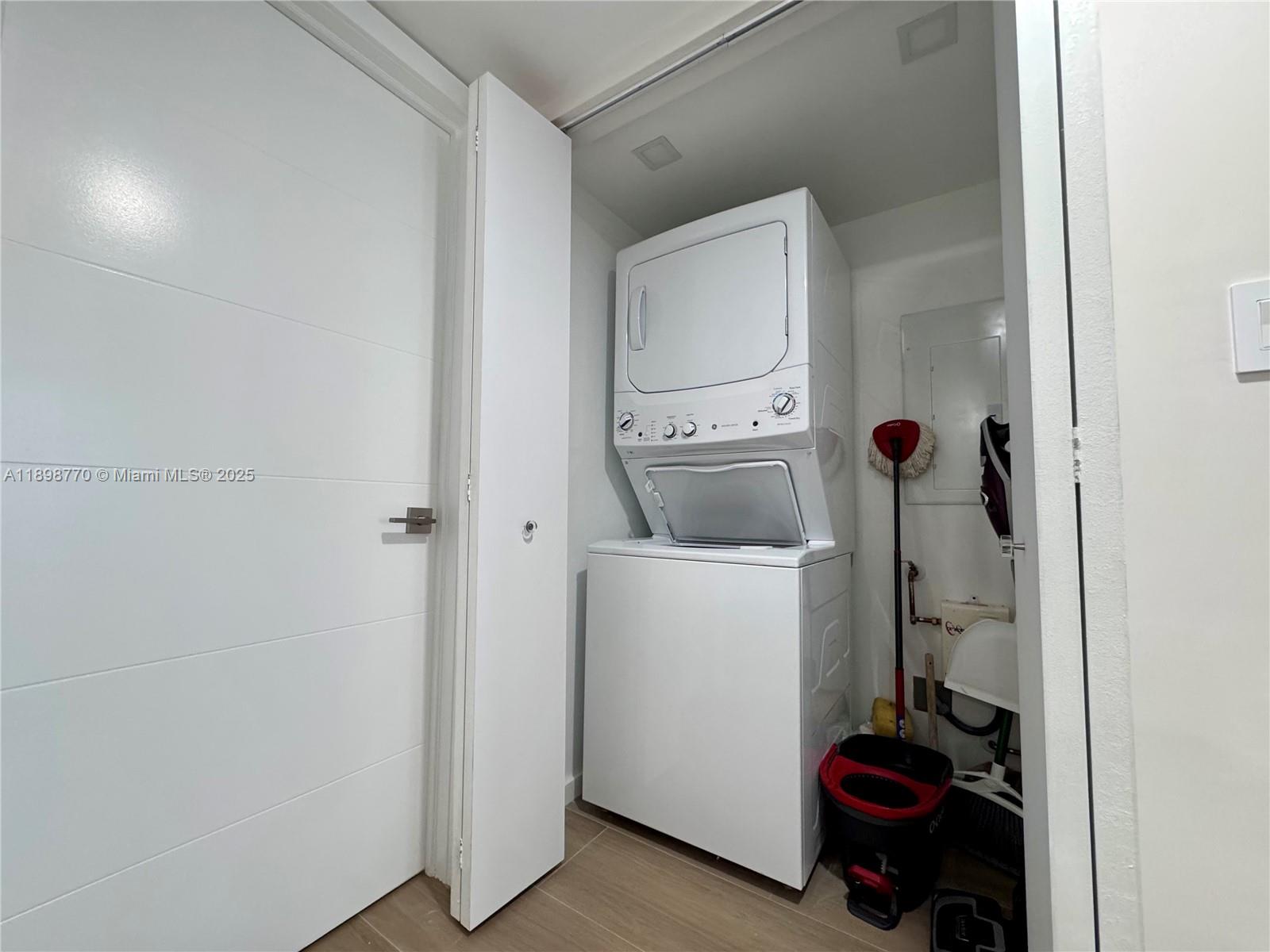 BAL HARBOUR RES SEC - Residential Lease