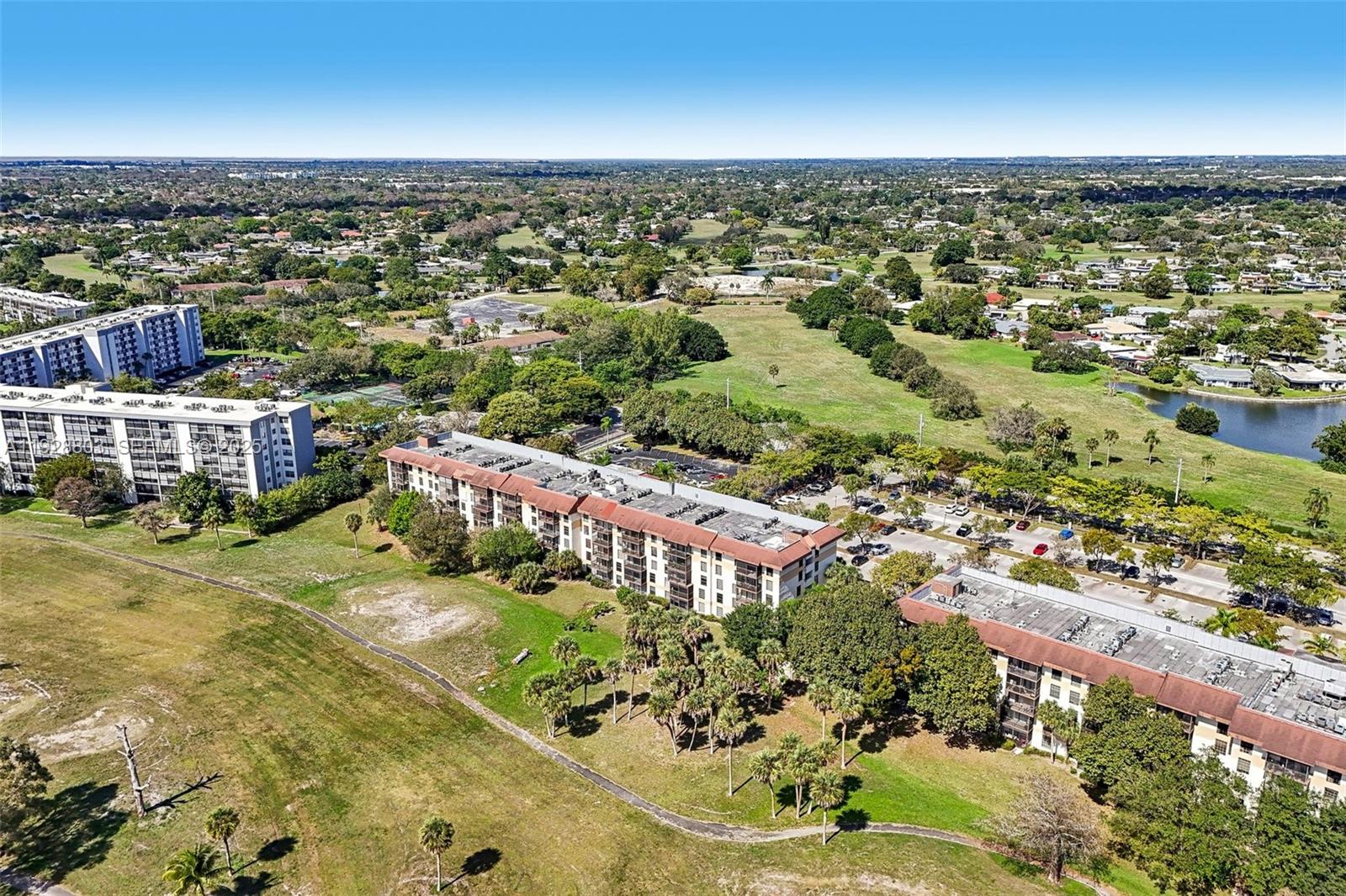 INVERWOOD CONDO - Residential