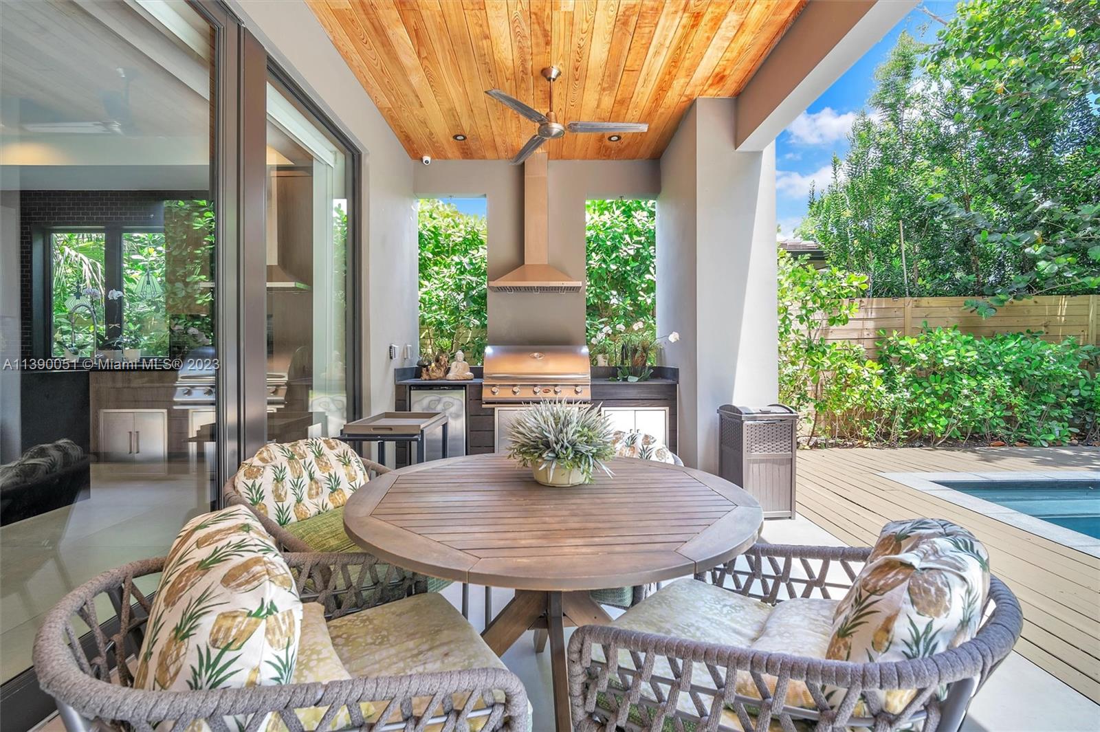 BATTERSEA WOODS - Residential