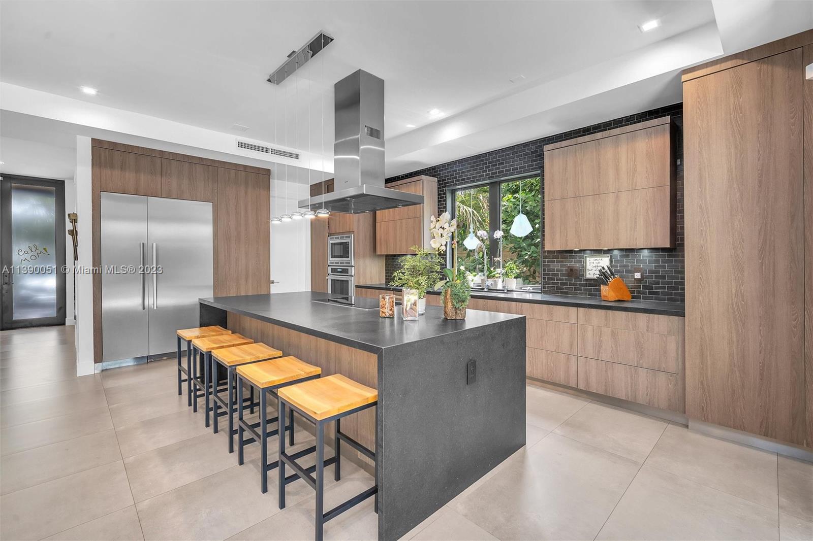 BATTERSEA WOODS - Residential