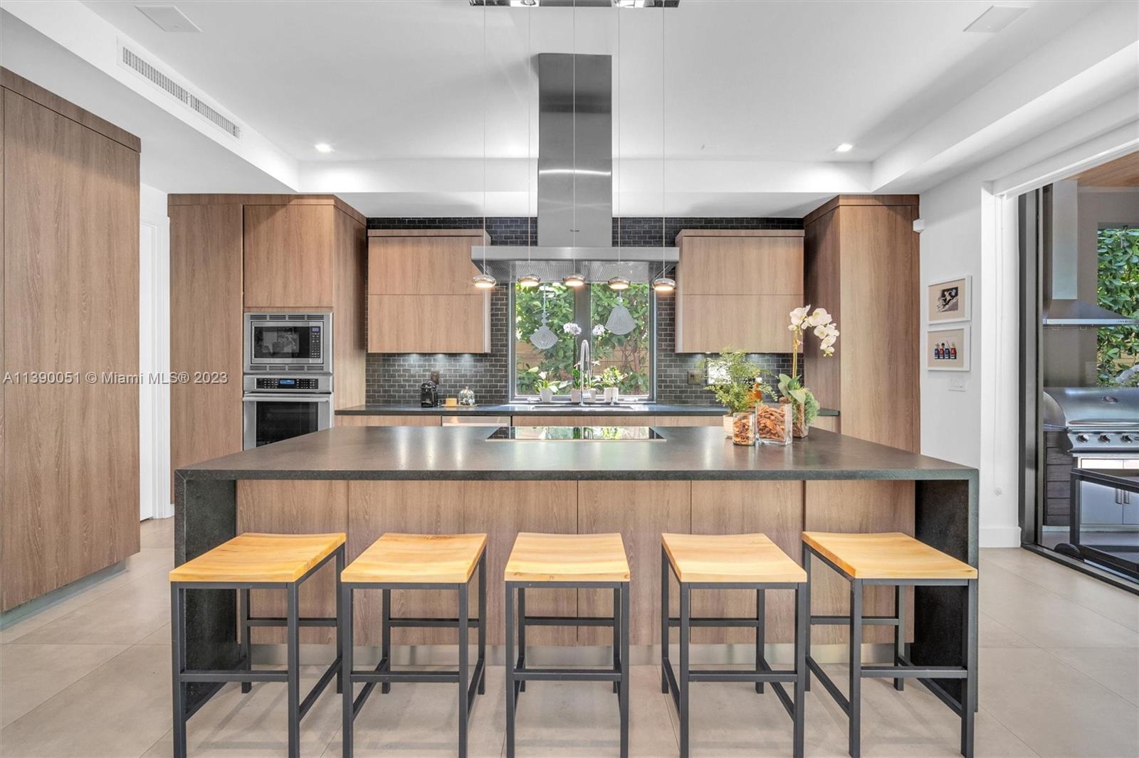 BATTERSEA WOODS - Residential