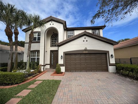 19389 Stonebrook St Weston FL 33332