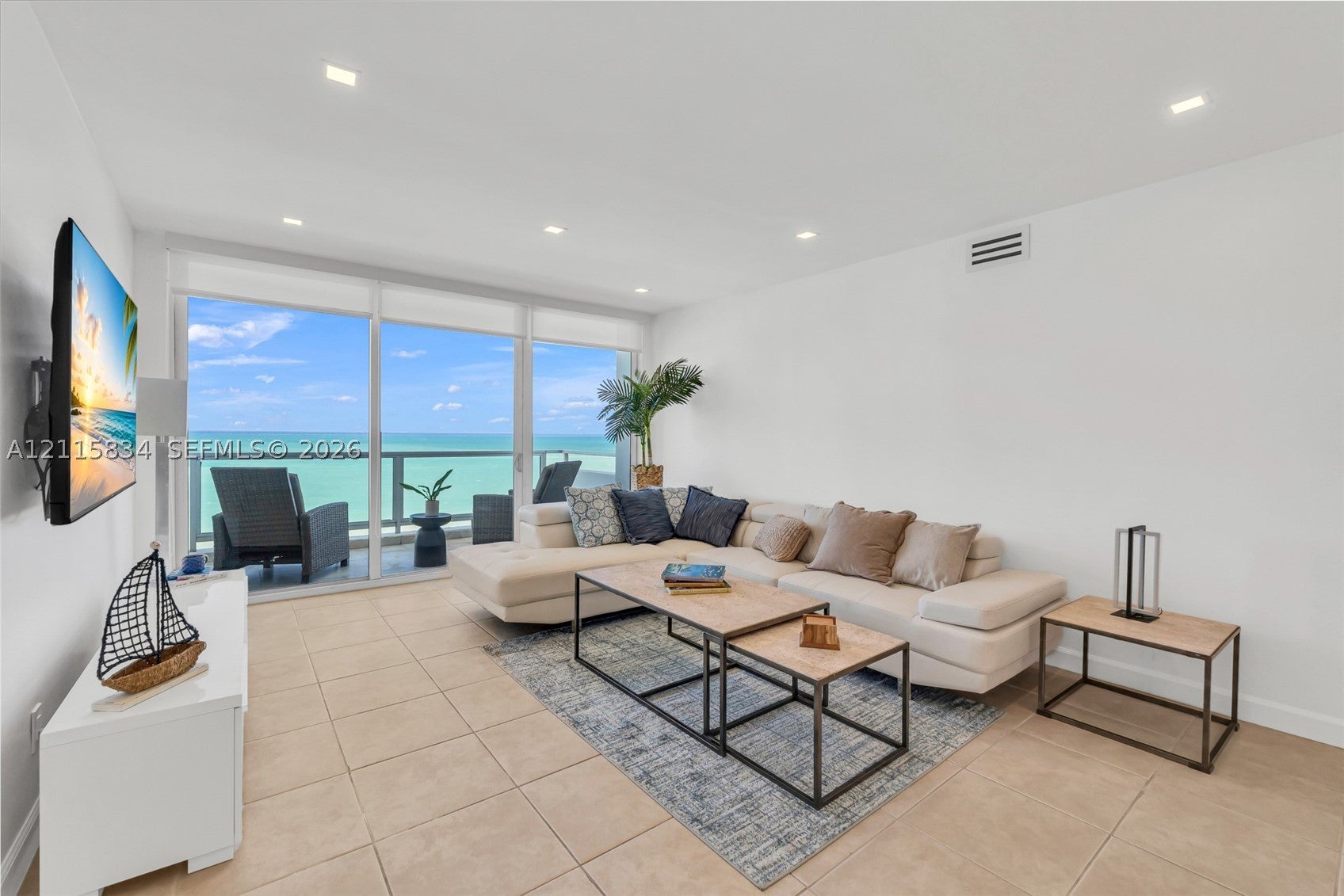 5161 Collins Ave 1717