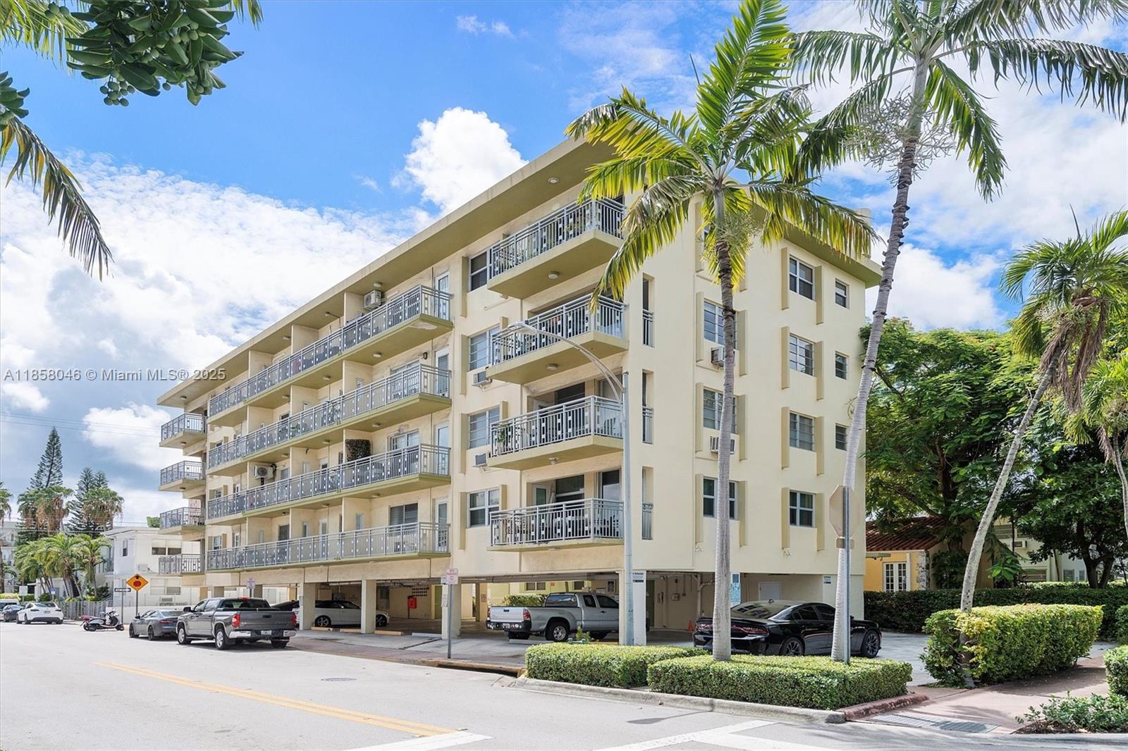 Beautifully renovated Studio with covered parking in South Beach. Brand new tile floors, fully renovated kitchen and new appliances. Bathroom fully renovated as well. Unit overlooks quiet 9 street, close to Flamingo park, walking distance to Ocean Drive, and beach. Great Investment Opportunity