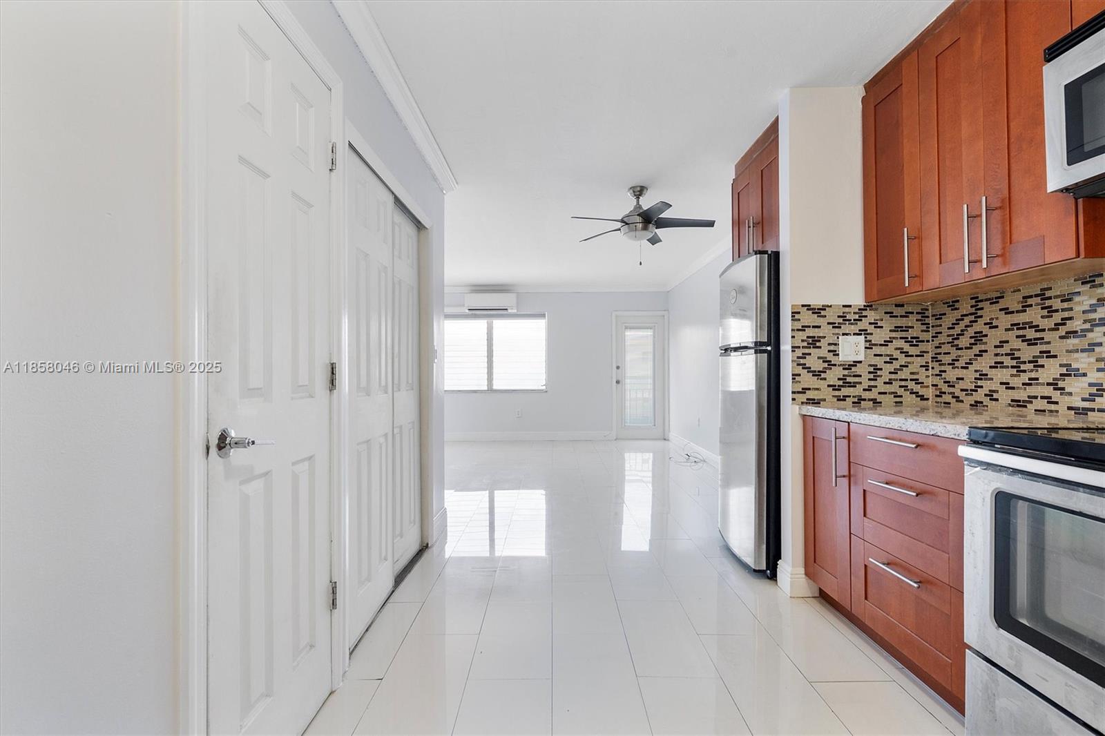 851 Meridian Ave 24