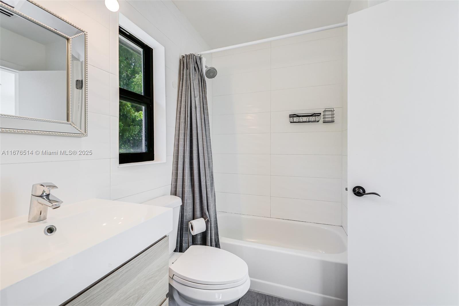 NAUTILUS EXTENSION - Residential