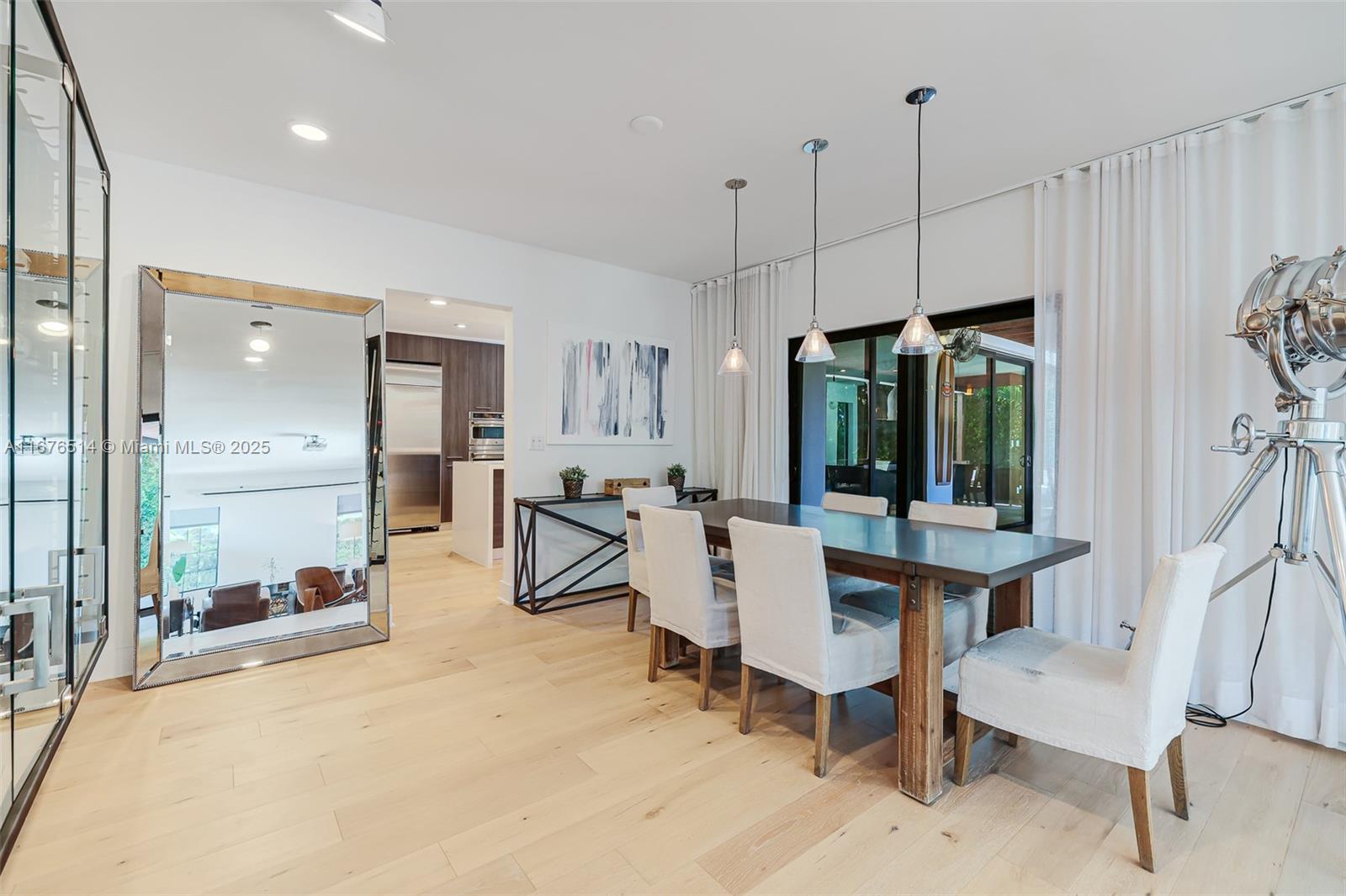 NAUTILUS EXTENSION - Residential