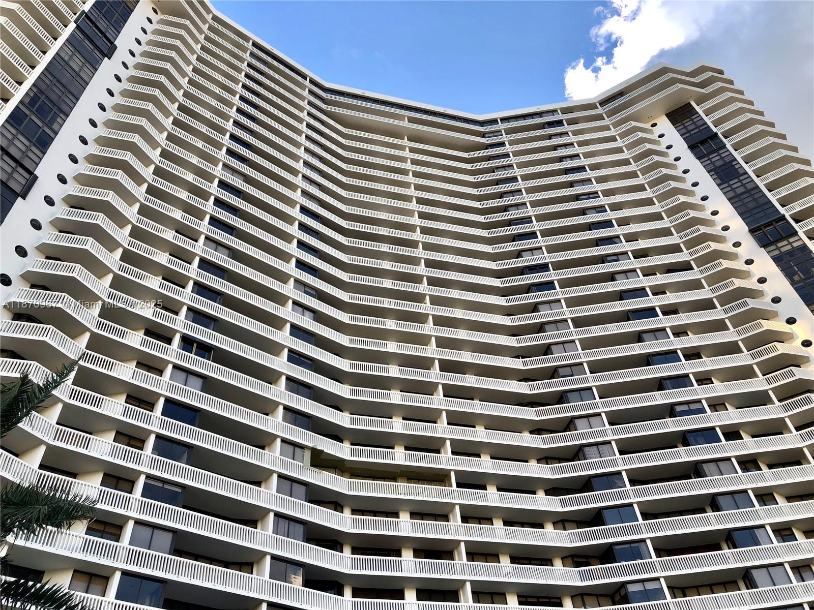 1000 ISL BLVD WILLIAMS IS - Residential Lease