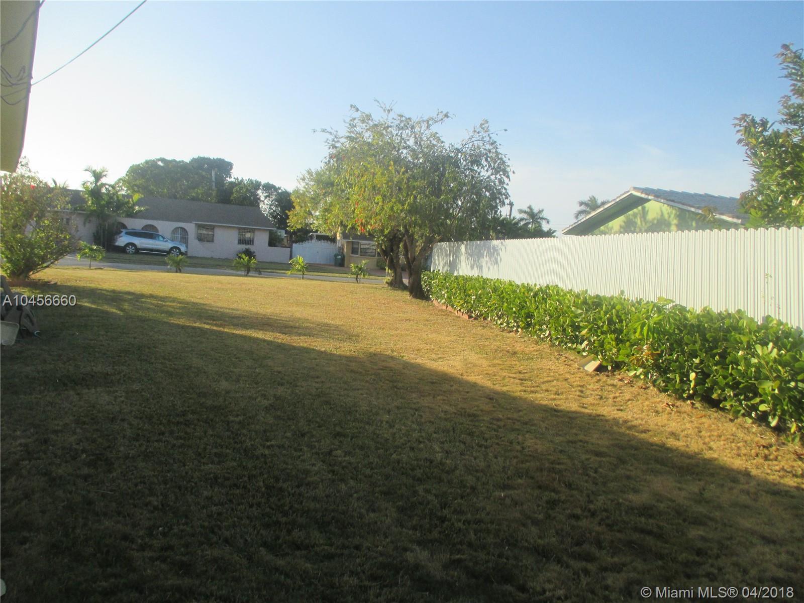 FAIRWAY LAKE SOUTH SEC 1 - Residential Lease