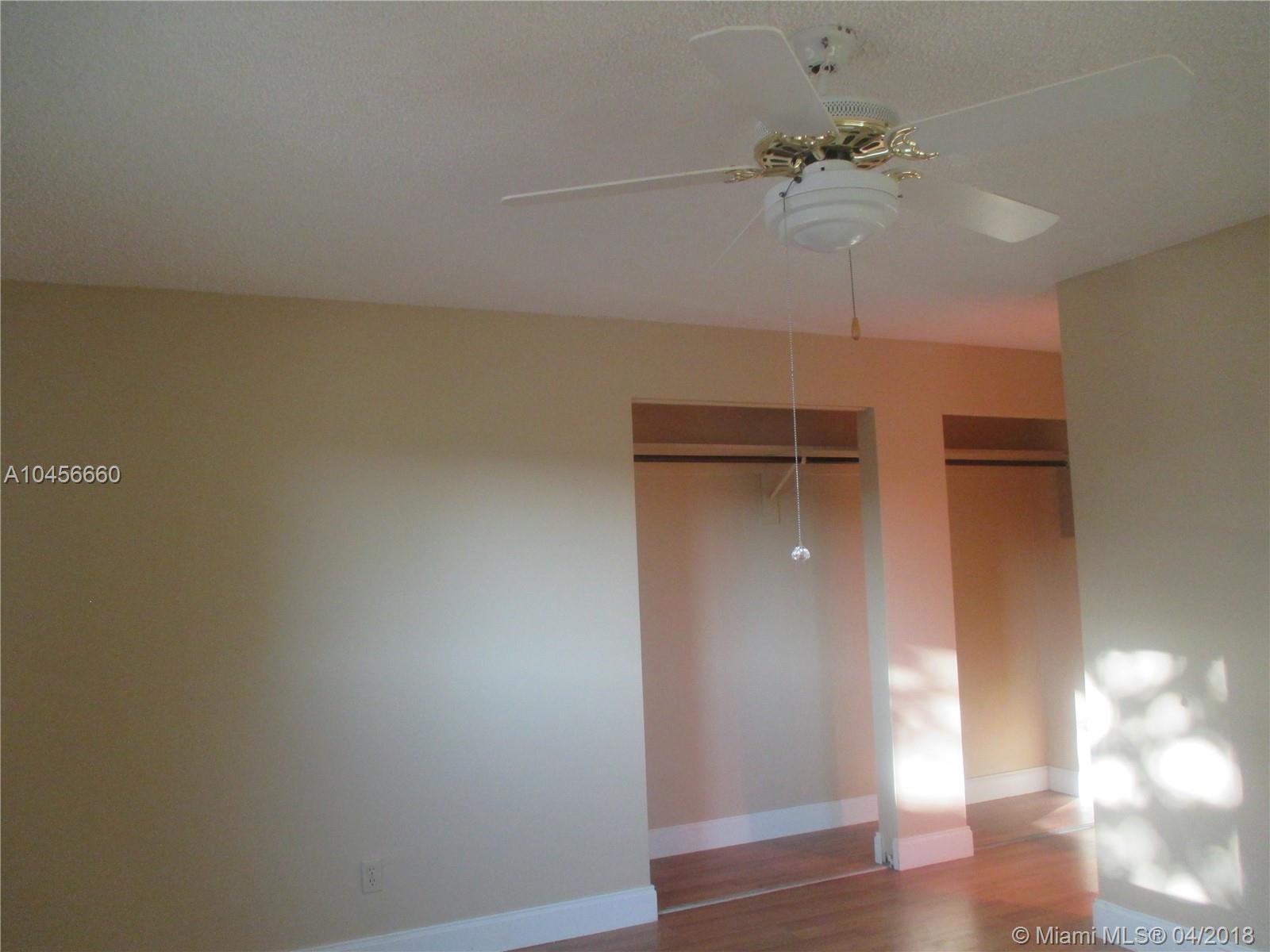 FAIRWAY LAKE SOUTH SEC 1 - Residential Lease