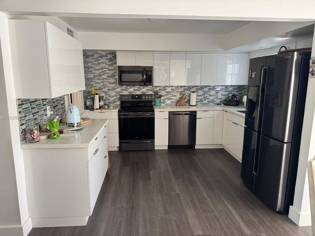 Photo of 2911 Monroe St #0, Hollywood, FL 33020 (MLS # A12005058)