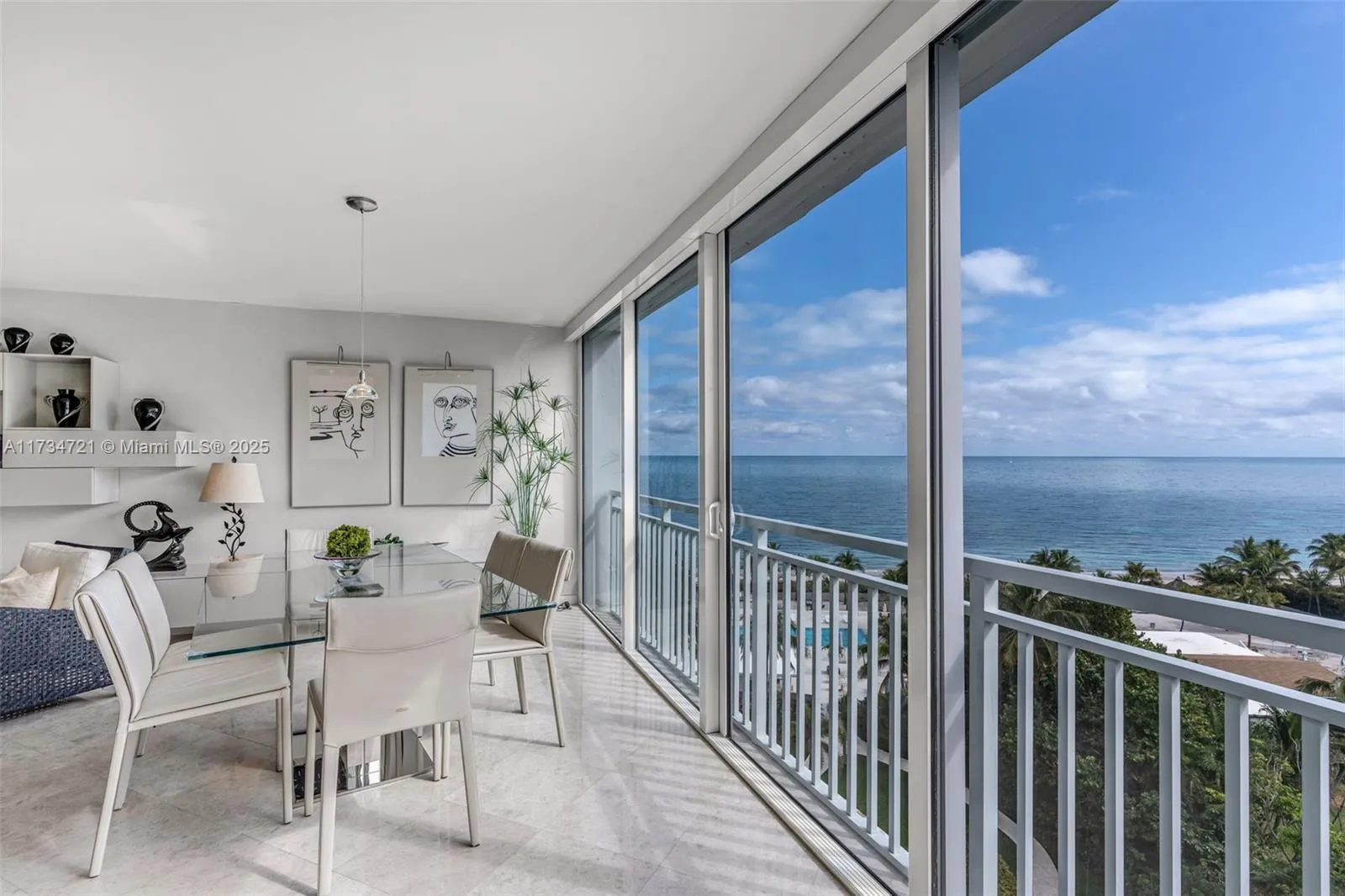 Key Biscayne, Florida 33149, United States, 2 Bedrooms Bedrooms, ,2 BathroomsBathrooms,Residential,Active,12533