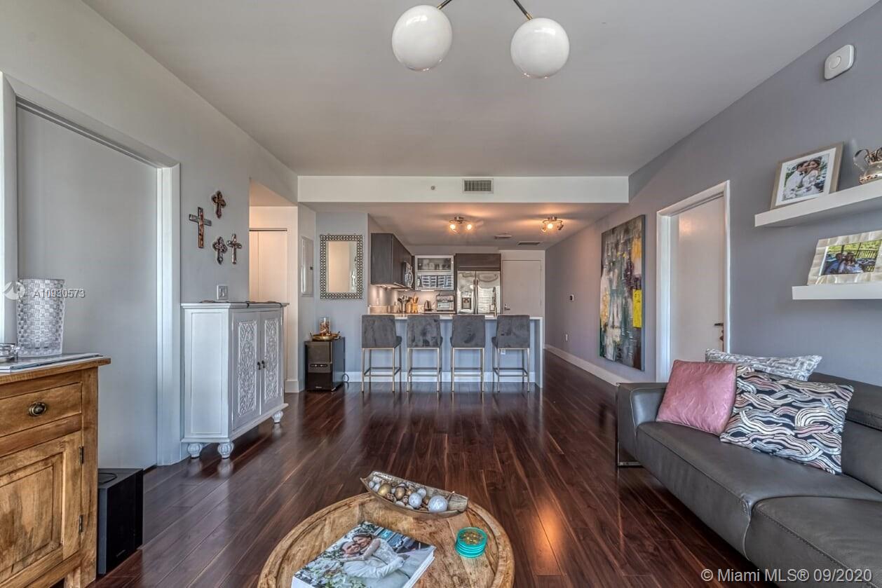 IVY CONDO - Residential Lease