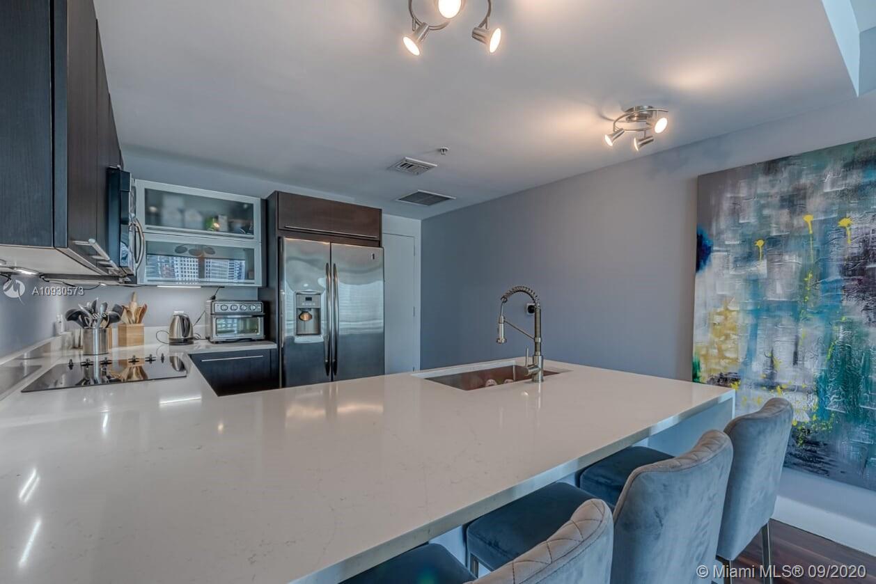 IVY CONDO - Residential Lease