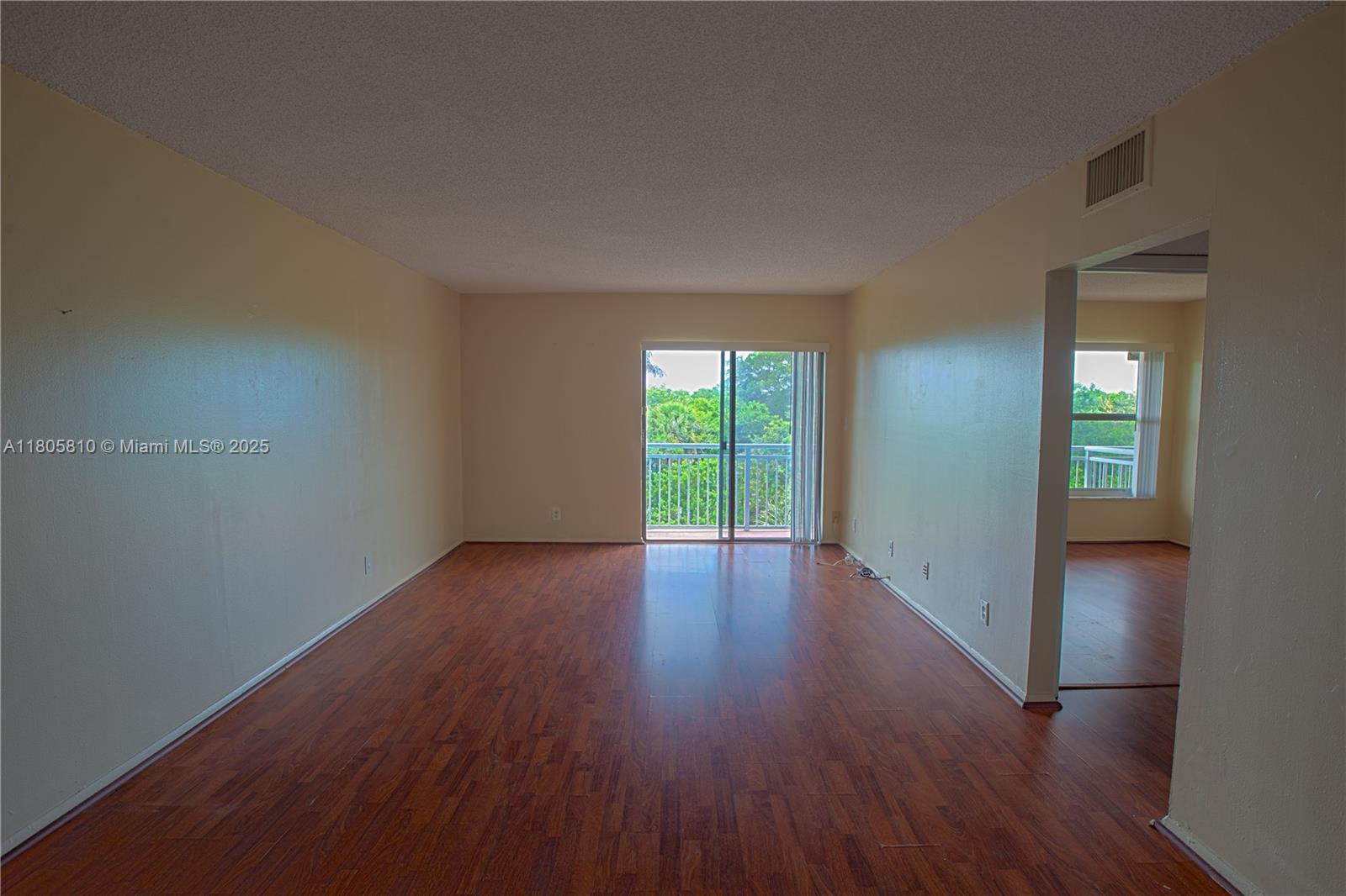 405 S Pine Island Rd 405D
