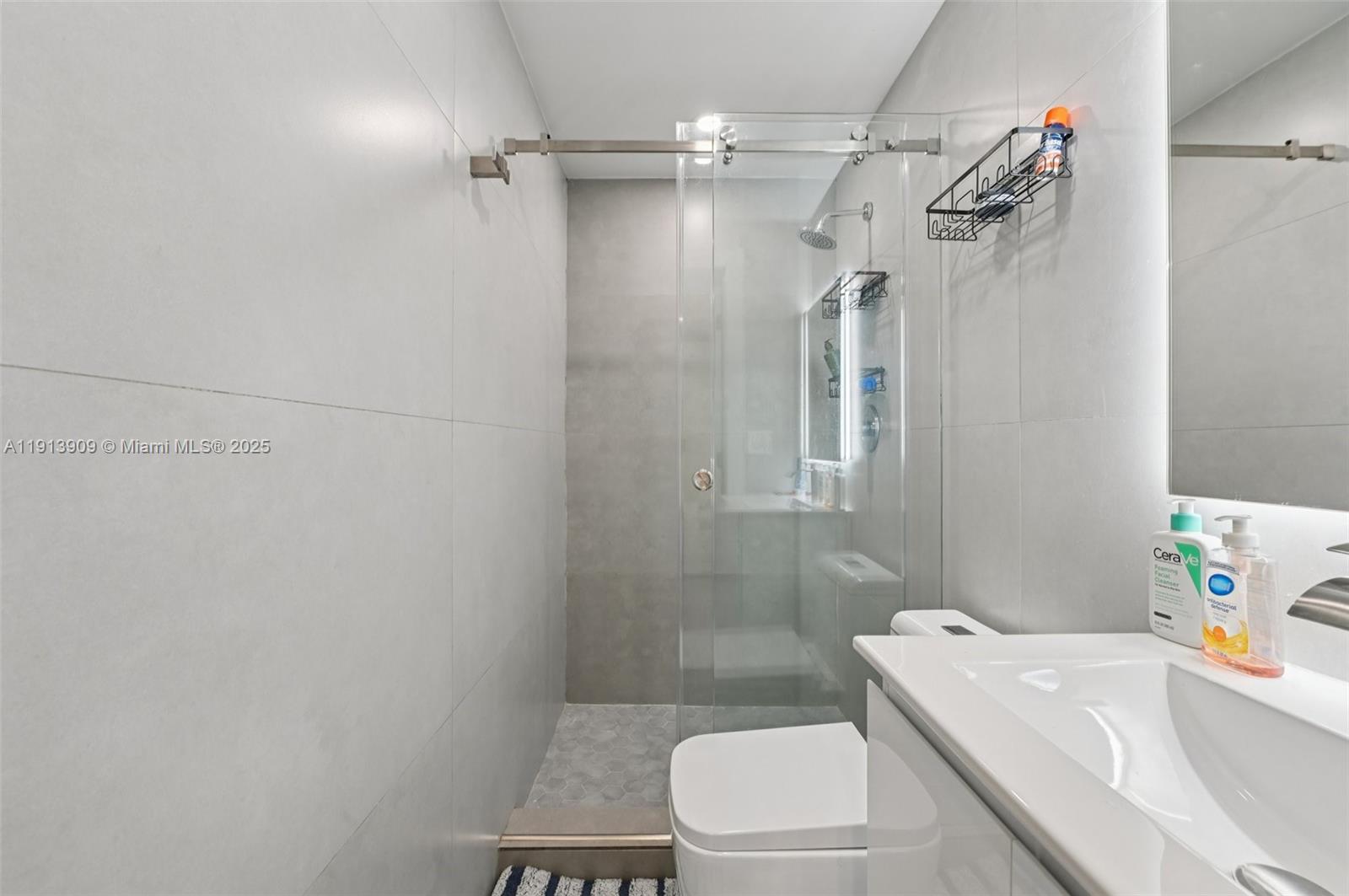 TRAIL GRANADA ADDN - Residential