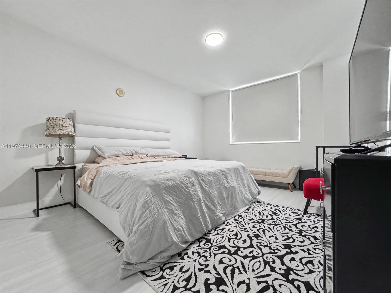 DUO CONDOMINIUM EAST - Residential Lease