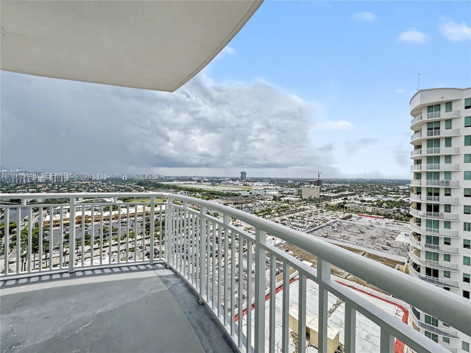 DUO CONDOMINIUM EAST - Residential Lease