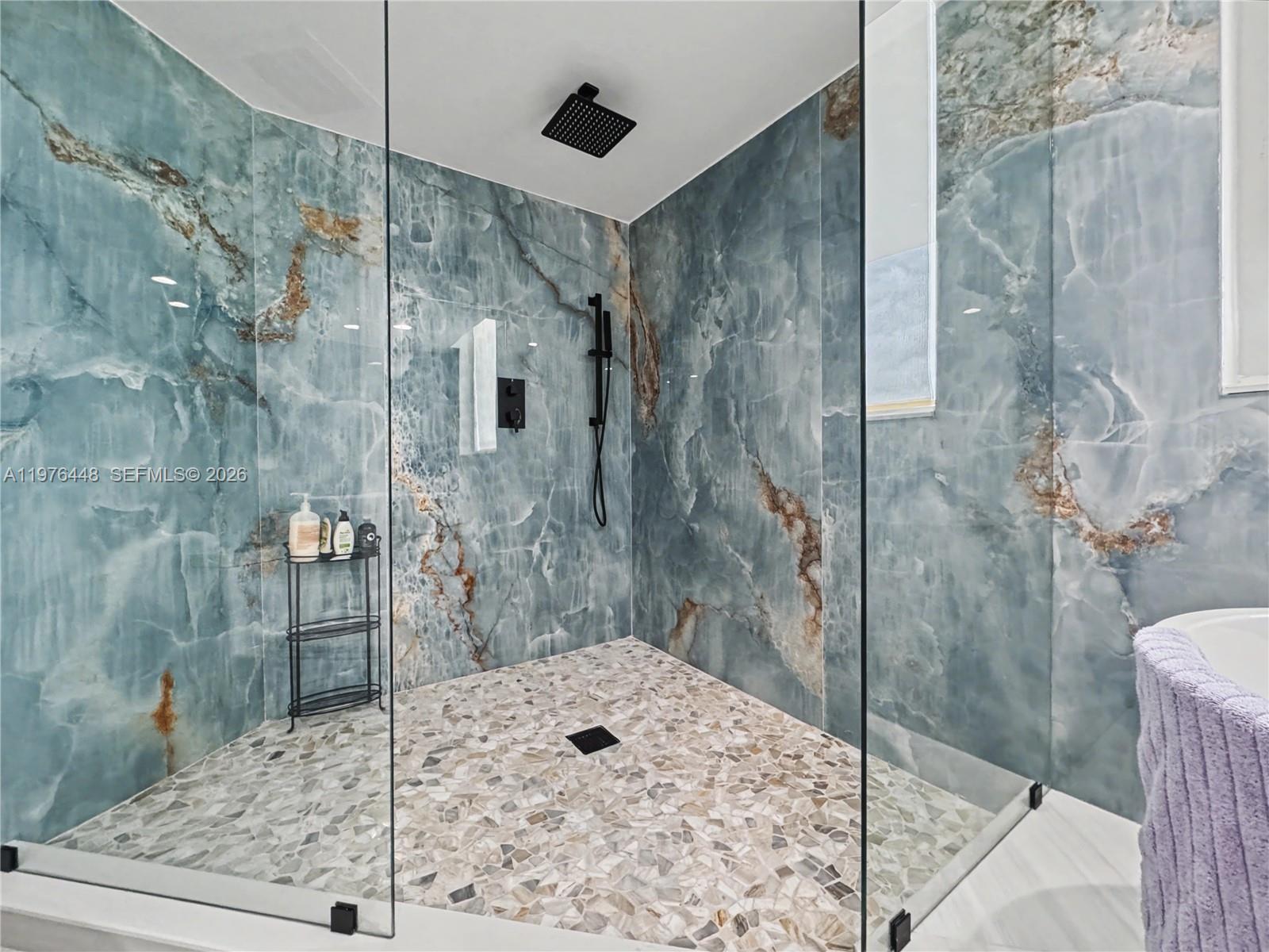 DUO CONDOMINIUM EAST - Residential Lease