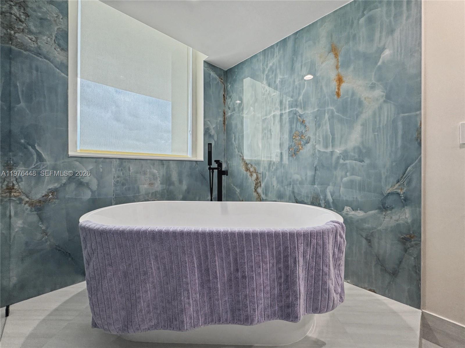 DUO CONDOMINIUM EAST - Residential Lease