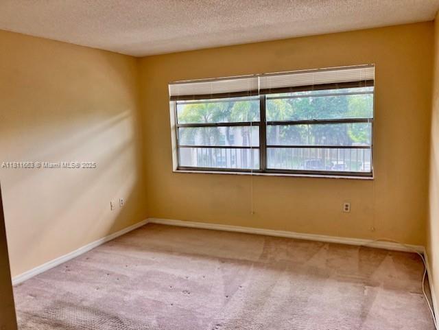 18TH HOLE AT INVERRARY CO - Residential