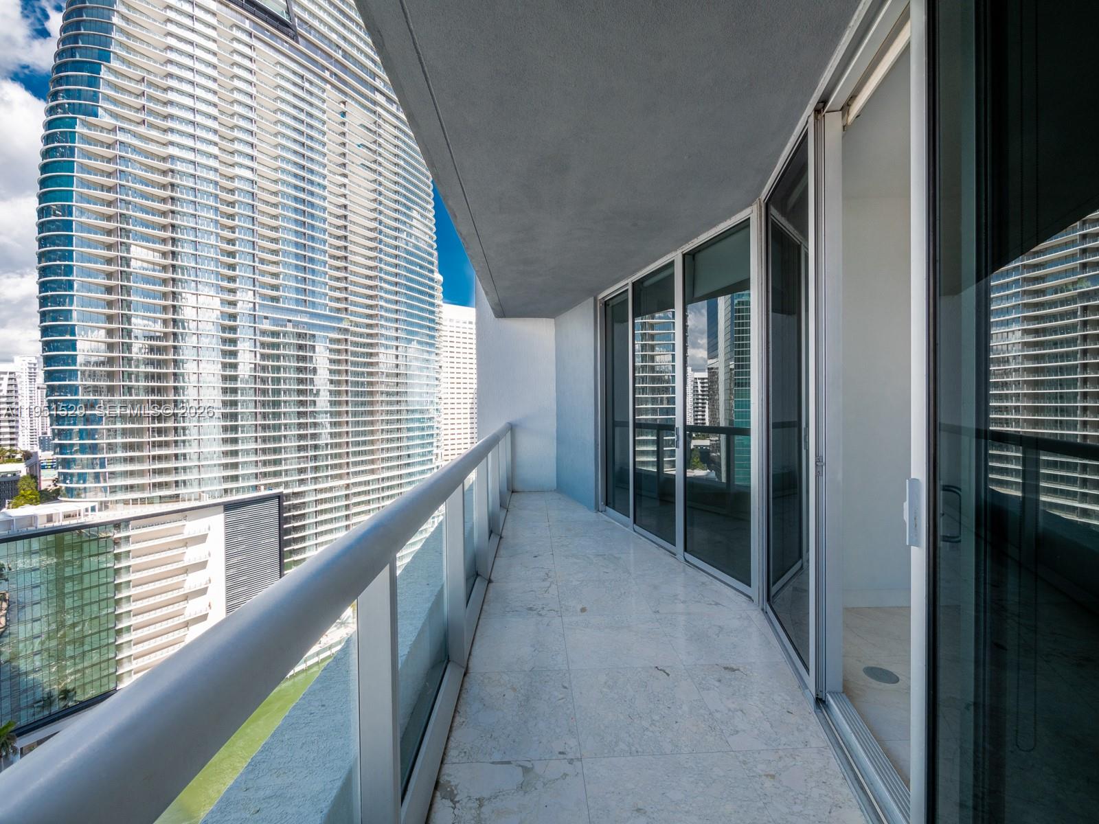 ICONBRICKELL CONDO NO 1 - Residential