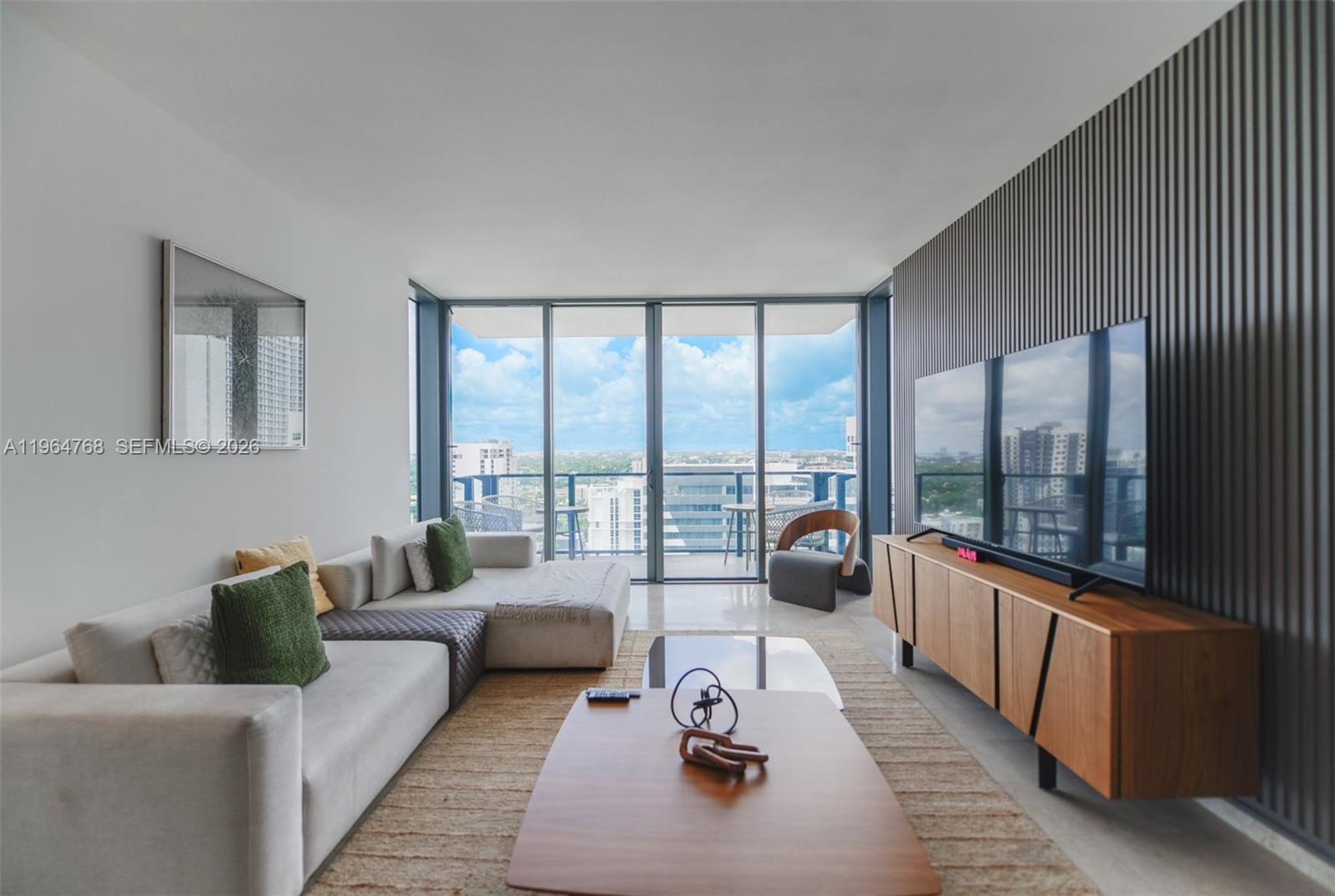 RISE CONDO - Residential