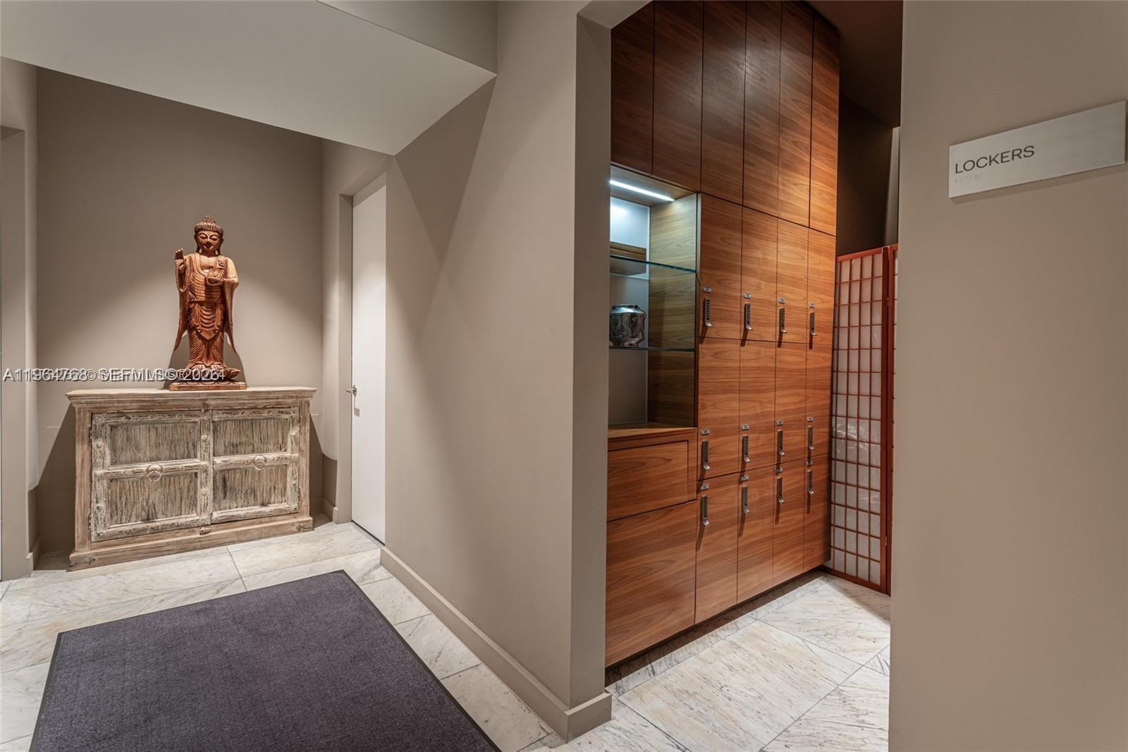 RISE CONDO - Residential