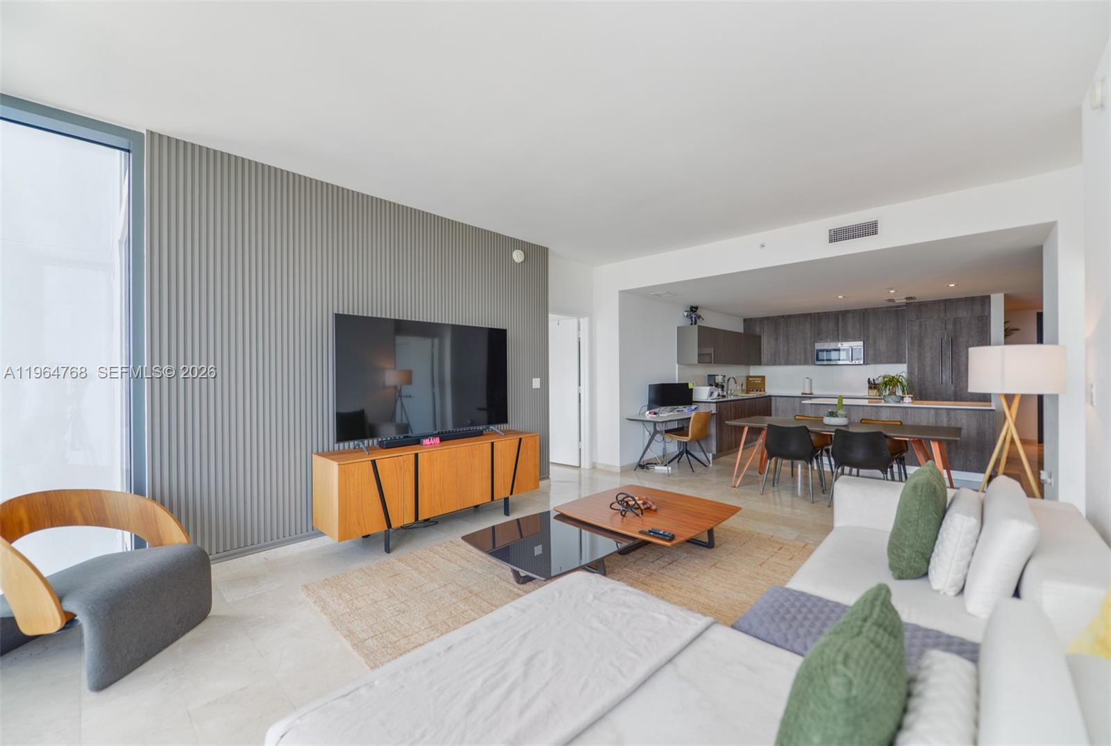 RISE CONDO - Residential