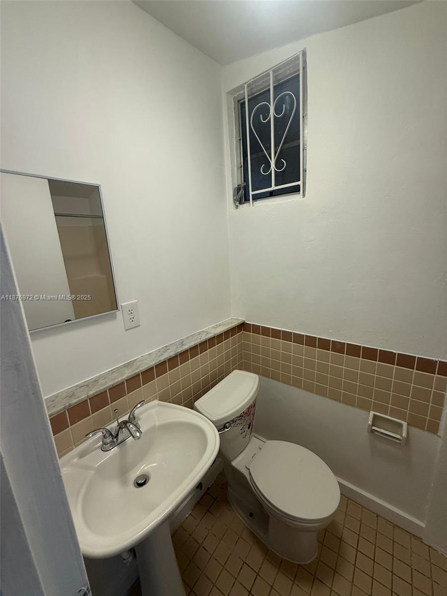 PLAT NO 1 OPA LOCKA - Residential Lease